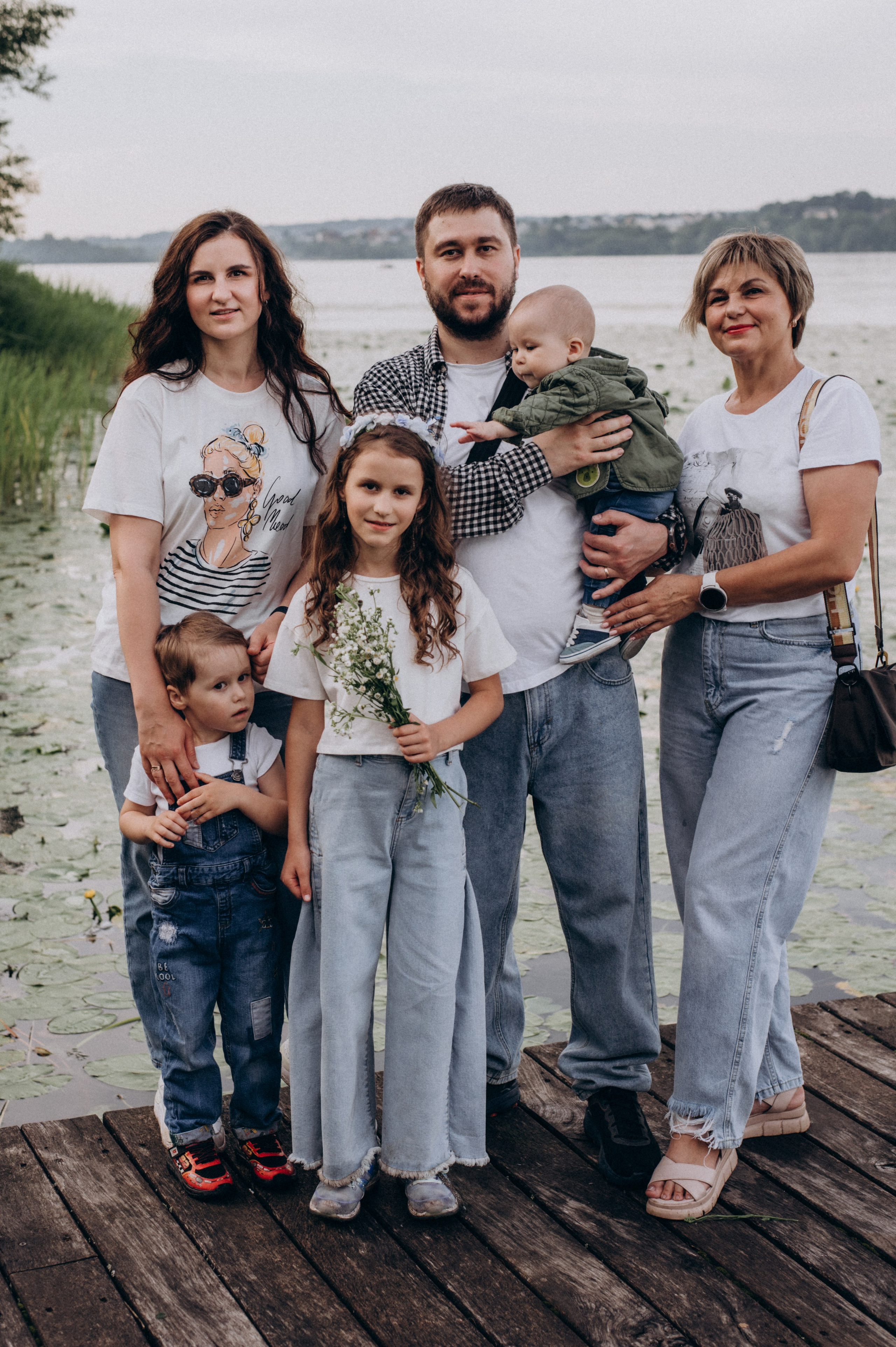 Сімейна фотосесія Тернопіль, сімейний фотограф Тернопіль, зйомка великої сімї. Сімейний, дитячий та індивідуальний фотограф в м. Тернопіль, м. Львів