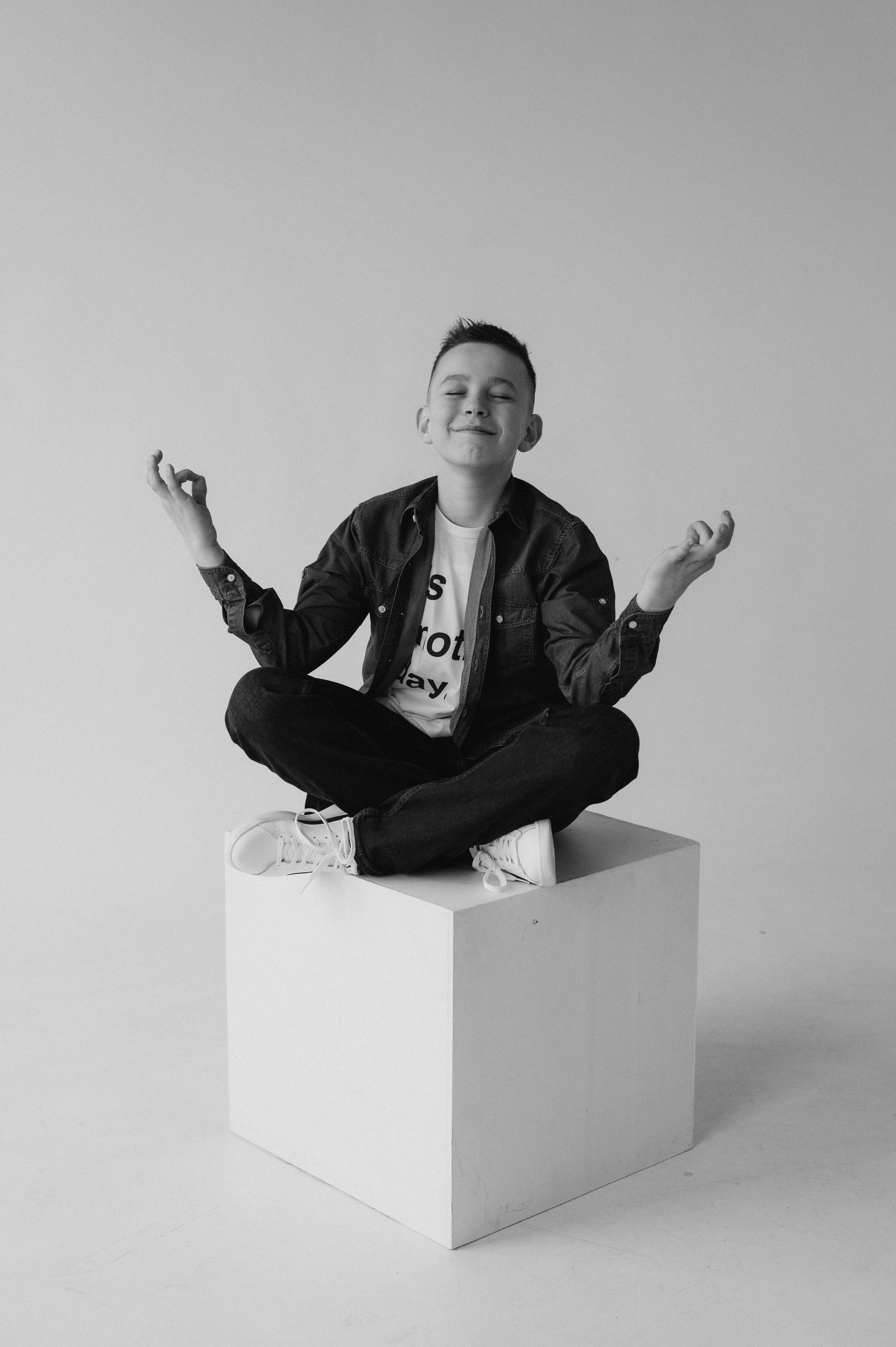 Шкільна фотосесія на віньєтки Тернопіль, фотосесія випускників Тернопіль, зйомка на віньєтки, шкільні фотоальбоми Тернопіль. Сімейний, дитячий та індивідуальний фотограф в м. Тернопіль, м. Львів