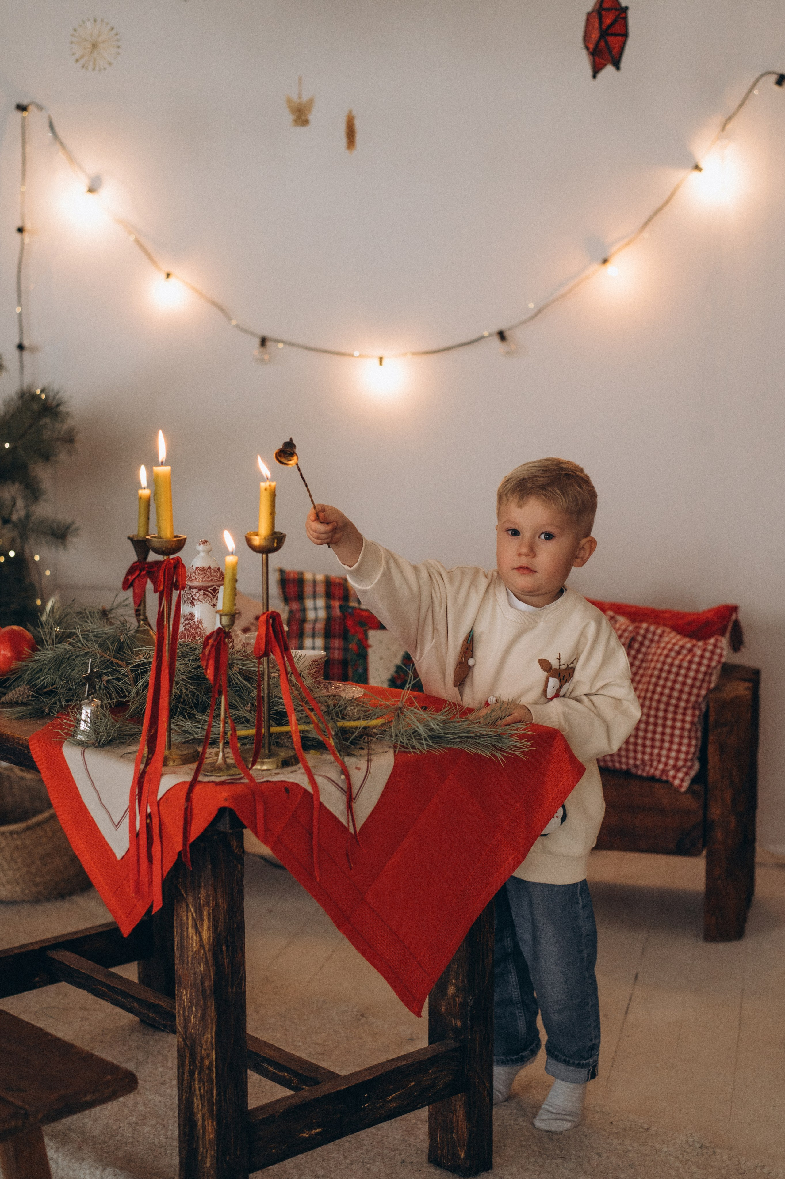 Новорічна сімейна фотосесія у студії Тернопіль, фотосесія мами та дитини, сімейний фотограф Тернопіль, новорічна зйомка. Сімейний, дитячий та індивідуальний фотограф в м. Тернопіль, м. Львів