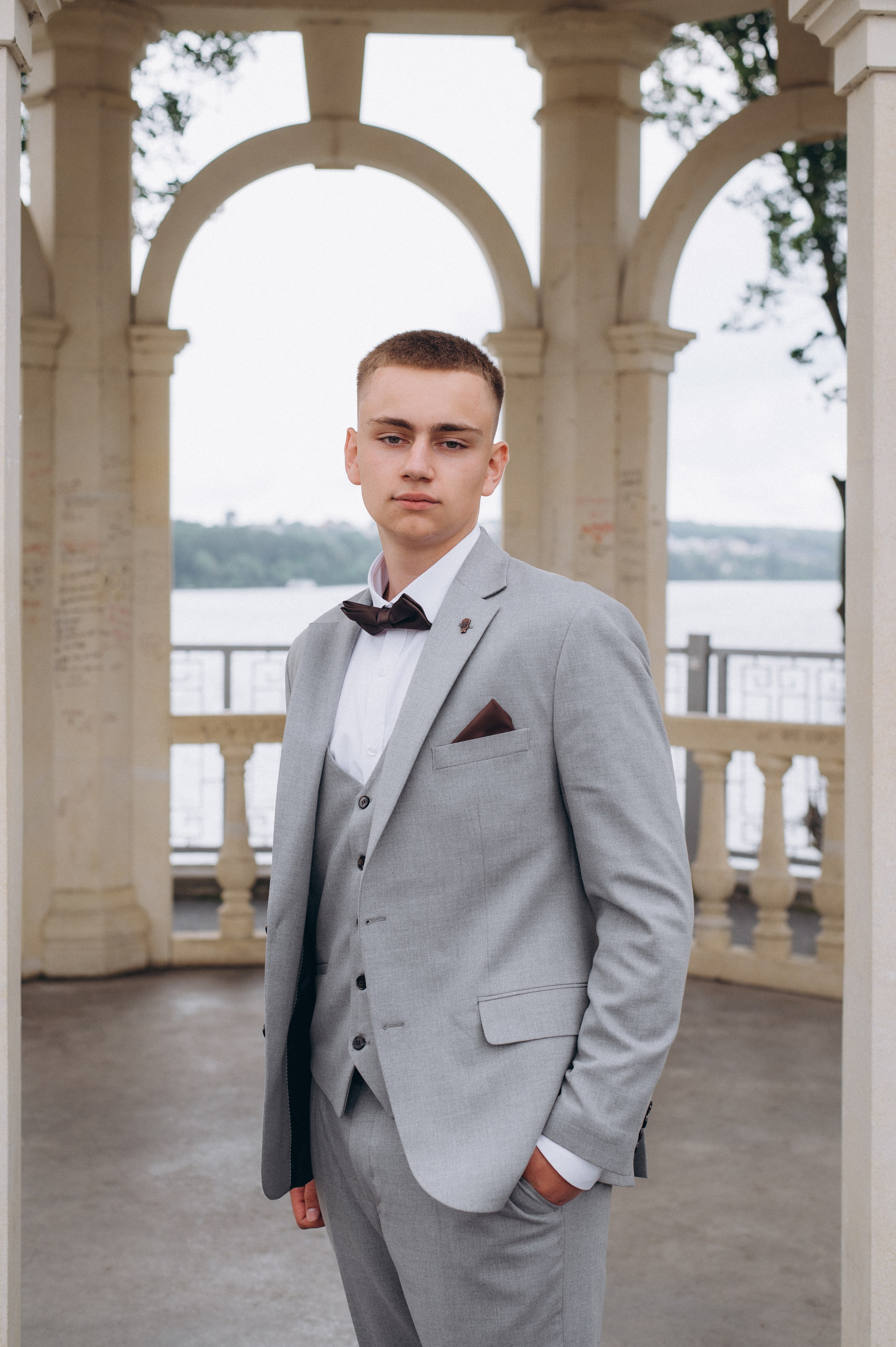 Випускники 2025, фотосесія випускного Тернопіль, фотосесія випускників Тернопіль, зйомка випускного, фотосесія випускного. Сімейний, дитячий та індивідуальний фотограф в м. Тернопіль, м. Львів