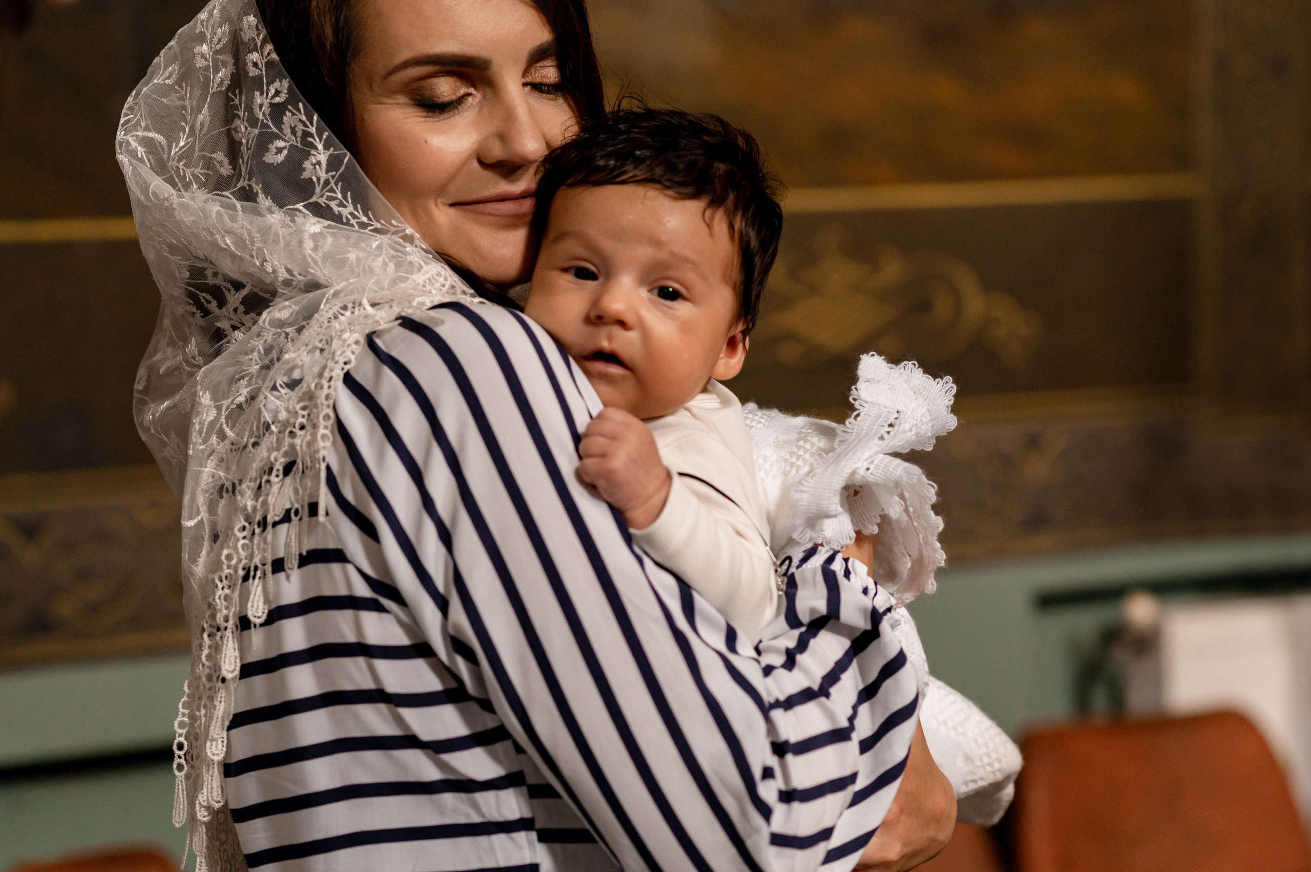 Фотосесія хрестин Тернопіль фотосесія Хрещення, фотограф на Хрестини Тернопіль. Сімейний, дитячий та індивідуальний фотограф в м. Тернопіль, м. Львів