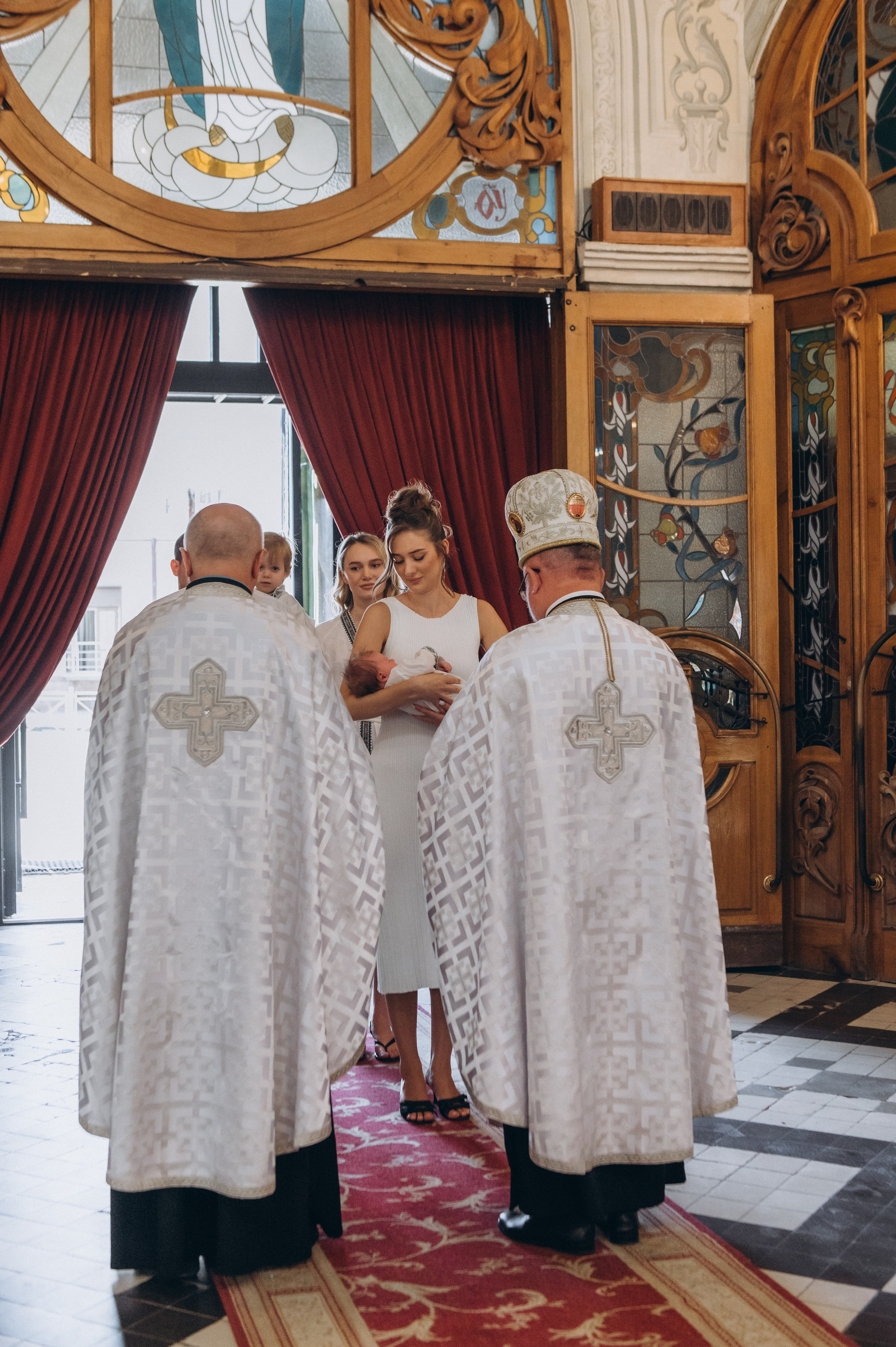 Фотосесія Хрещення Тернопіль, фотосесія хрестин Тернопіль, Катедра Тернопіль, фотосесія хрещення катедра. Сімейний, дитячий та індивідуальний фотограф в м. Тернопіль, м. Львів