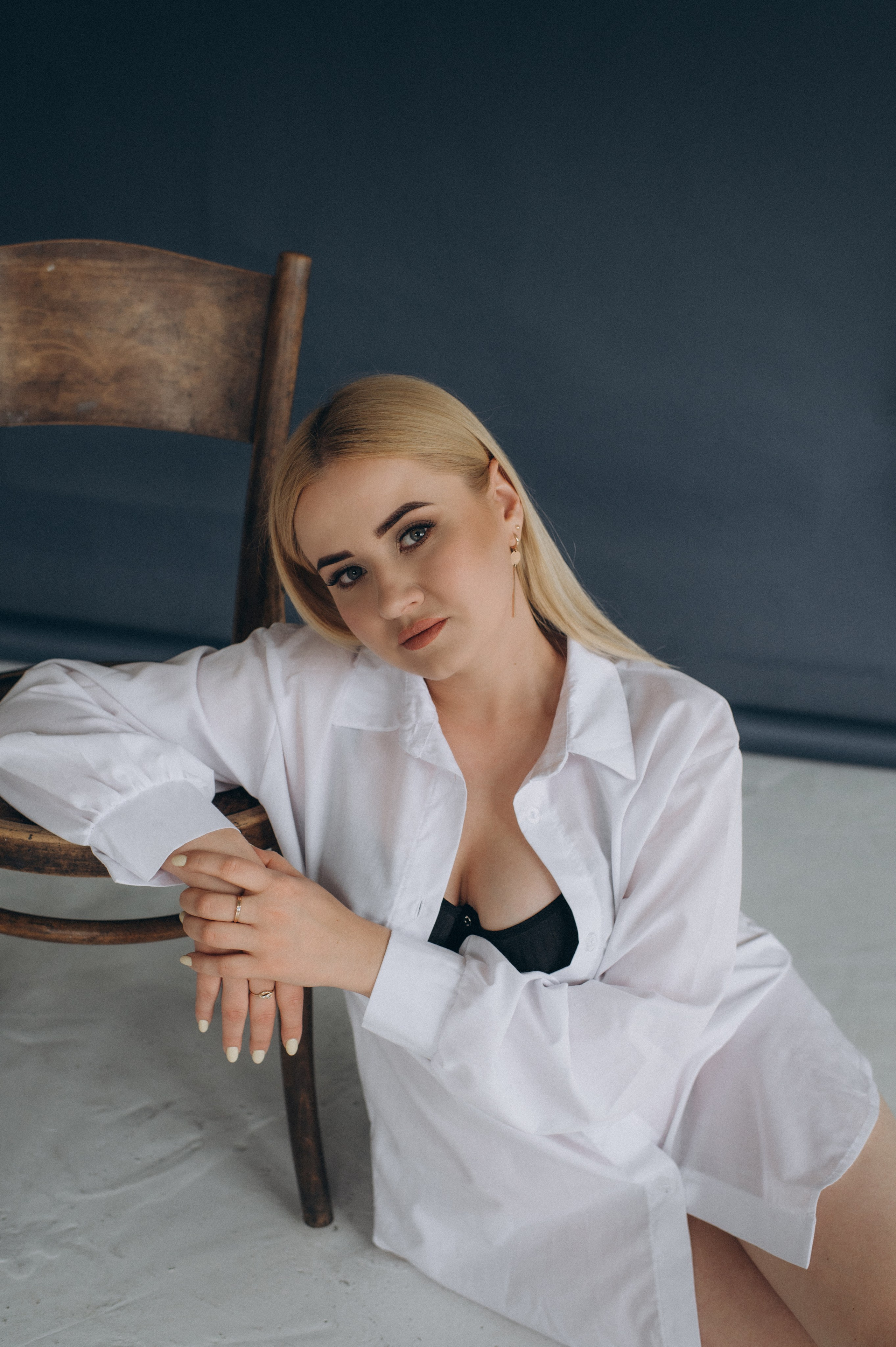 Портретна фотосесія дівчат, контент фотосесія Тернопіль, індивідуальна фотосесія Львів, портретний фотограф Тернопіль. Сімейний, дитячий та індивідуальний фотограф в м. Тернопіль, м. Львів