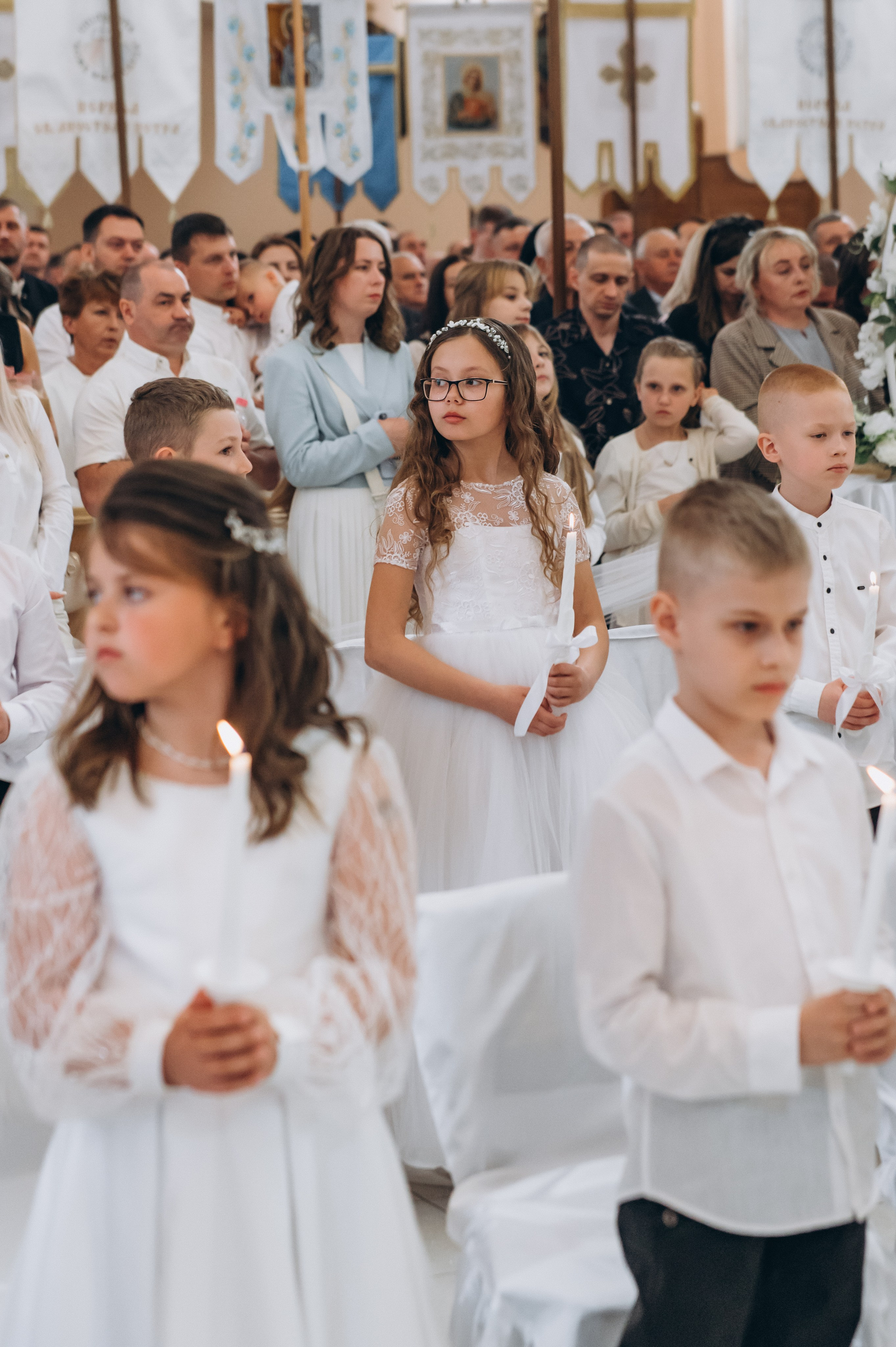 Фотосесія Причастя Тернопіль, зйомка Причастя, фотограф на Причастя Тернопіль, Причастя Львів, церква Петра і Павла. Сімейний, дитячий та індивідуальний фотограф в м. Тернопіль, м. Львів