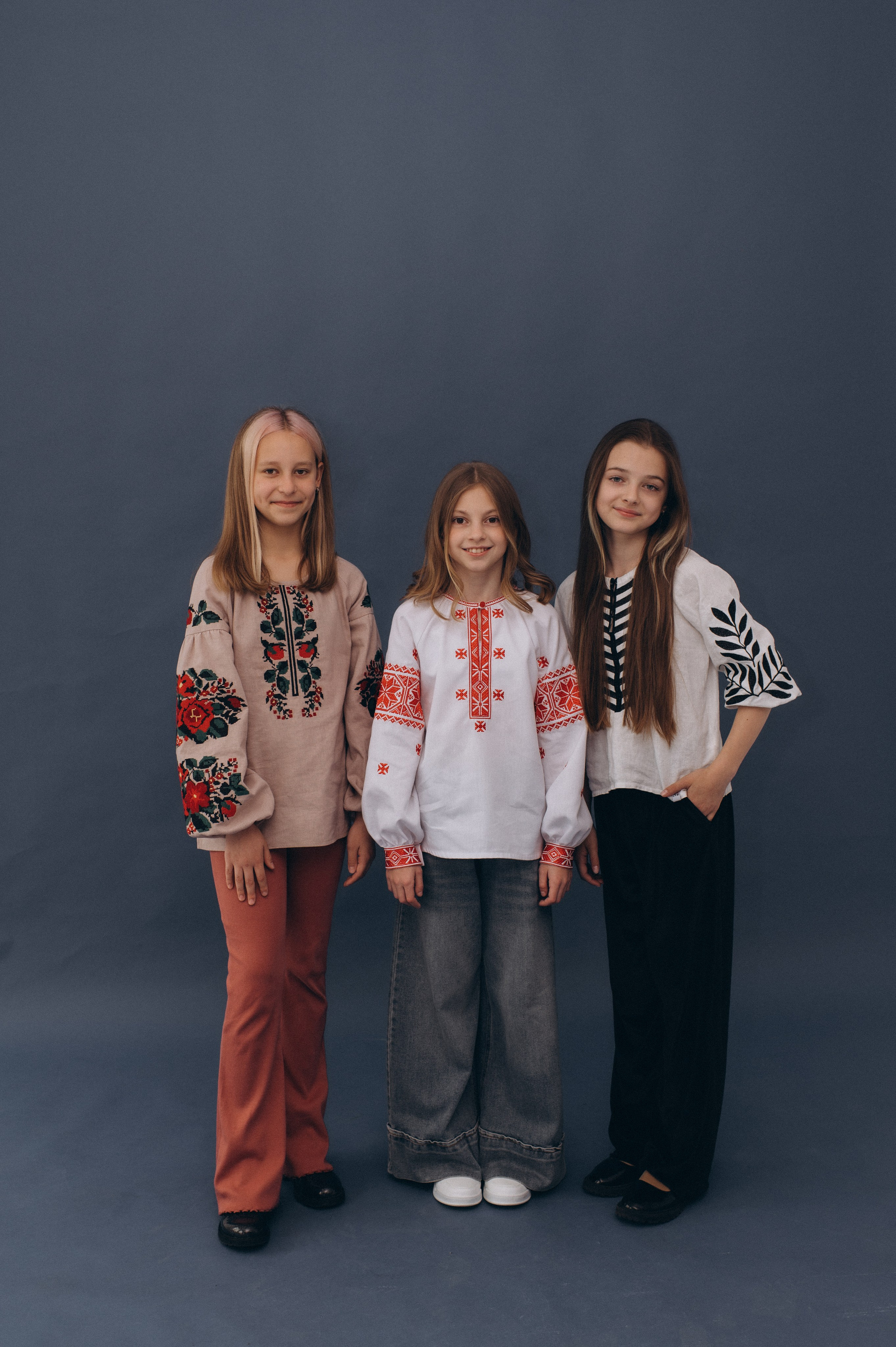 Шкільна фотосесія на віньєтки Тернопіль, фотосесія випускників Тернопіль, зйомка на віньєтки, шкільні фотоальбоми Тернопіль. Сімейний, дитячий та індивідуальний фотограф в м. Тернопіль, м. Львів