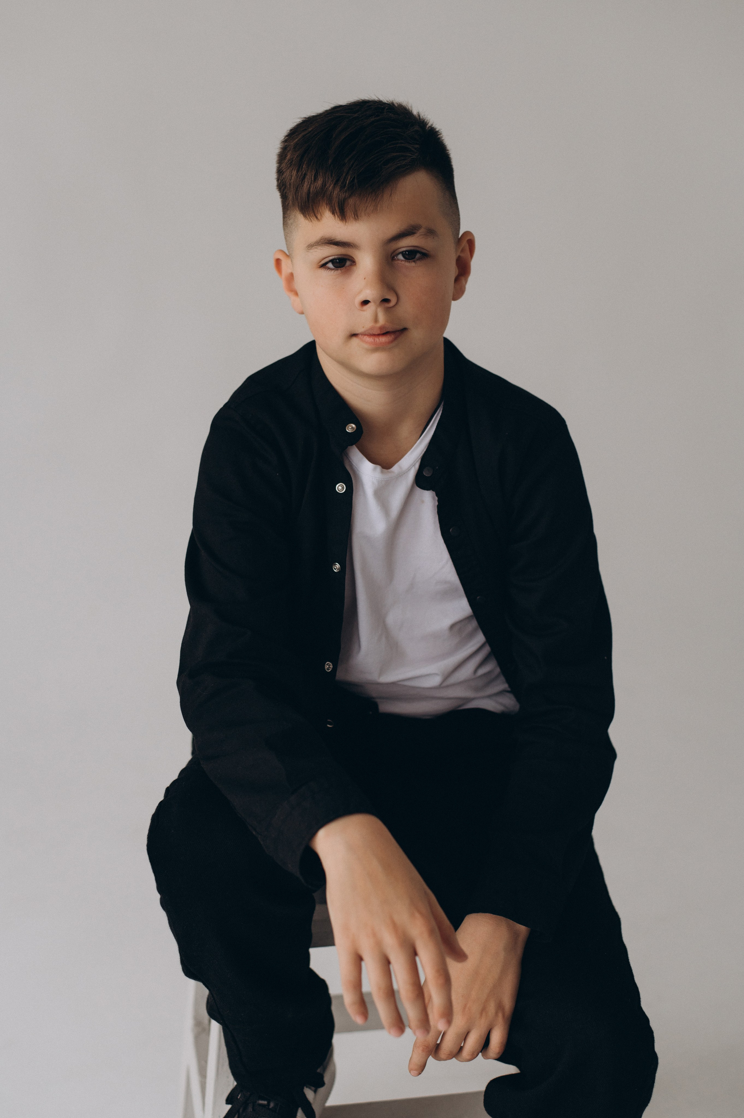 Шкільна фотосесія на віньєтки Тернопіль, шкільні альбоми, фотосесія випускників Тернопіль, випускний альбом, фотограф випускний Тернопіль. Сімейний, дитячий та індивідуальний фотограф в м. Тернопіль, м. Львів