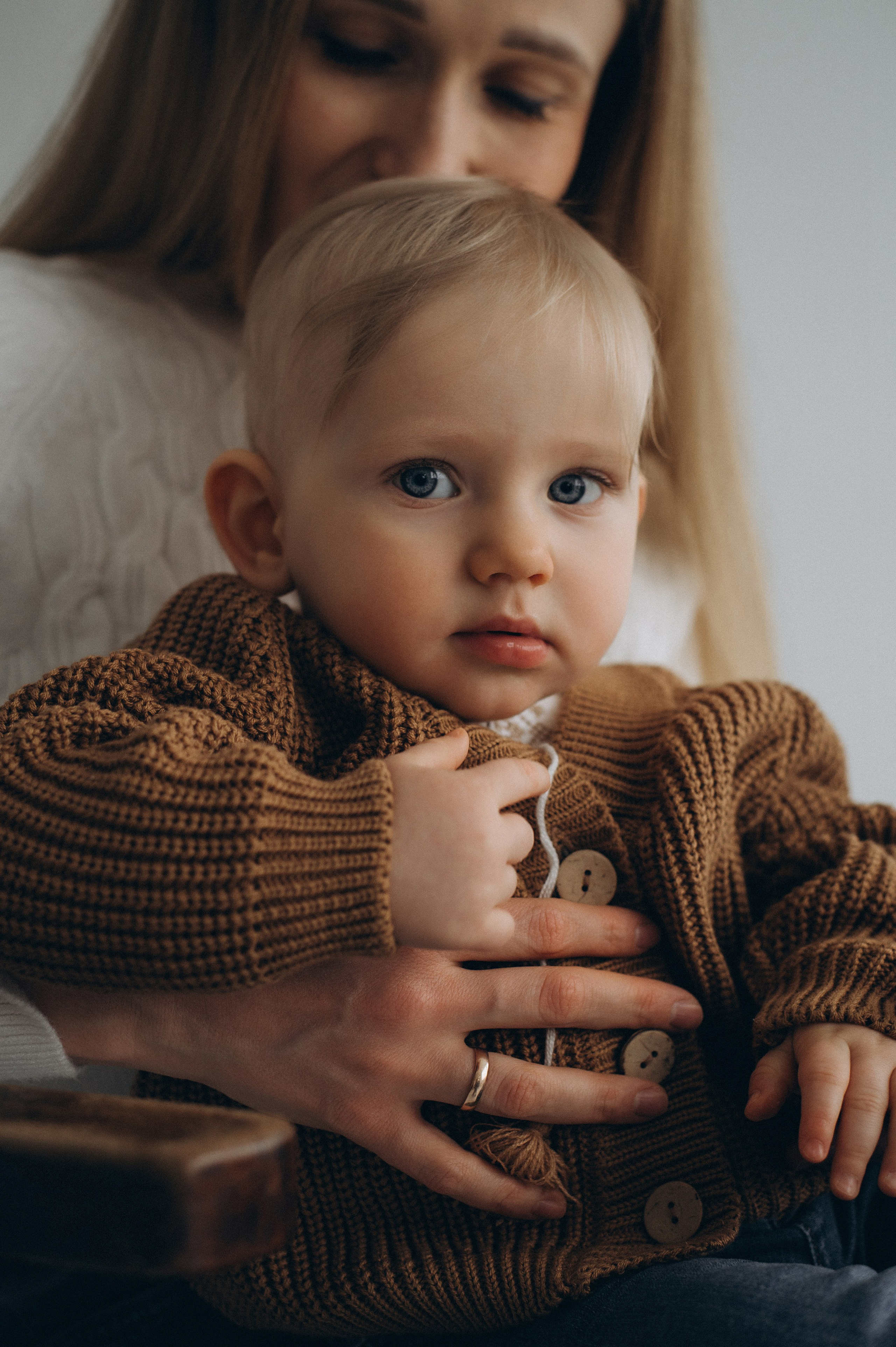 Зйомка дня народження дитини, фотосесія 1 рік Тернопіль, сімейний фотограф Тернопіль, сімейна фотосесія Тернопіль, перший тортик малюка. Сімейний, дитячий та індивідуальний фотограф в м. Тернопіль, м. Львів
