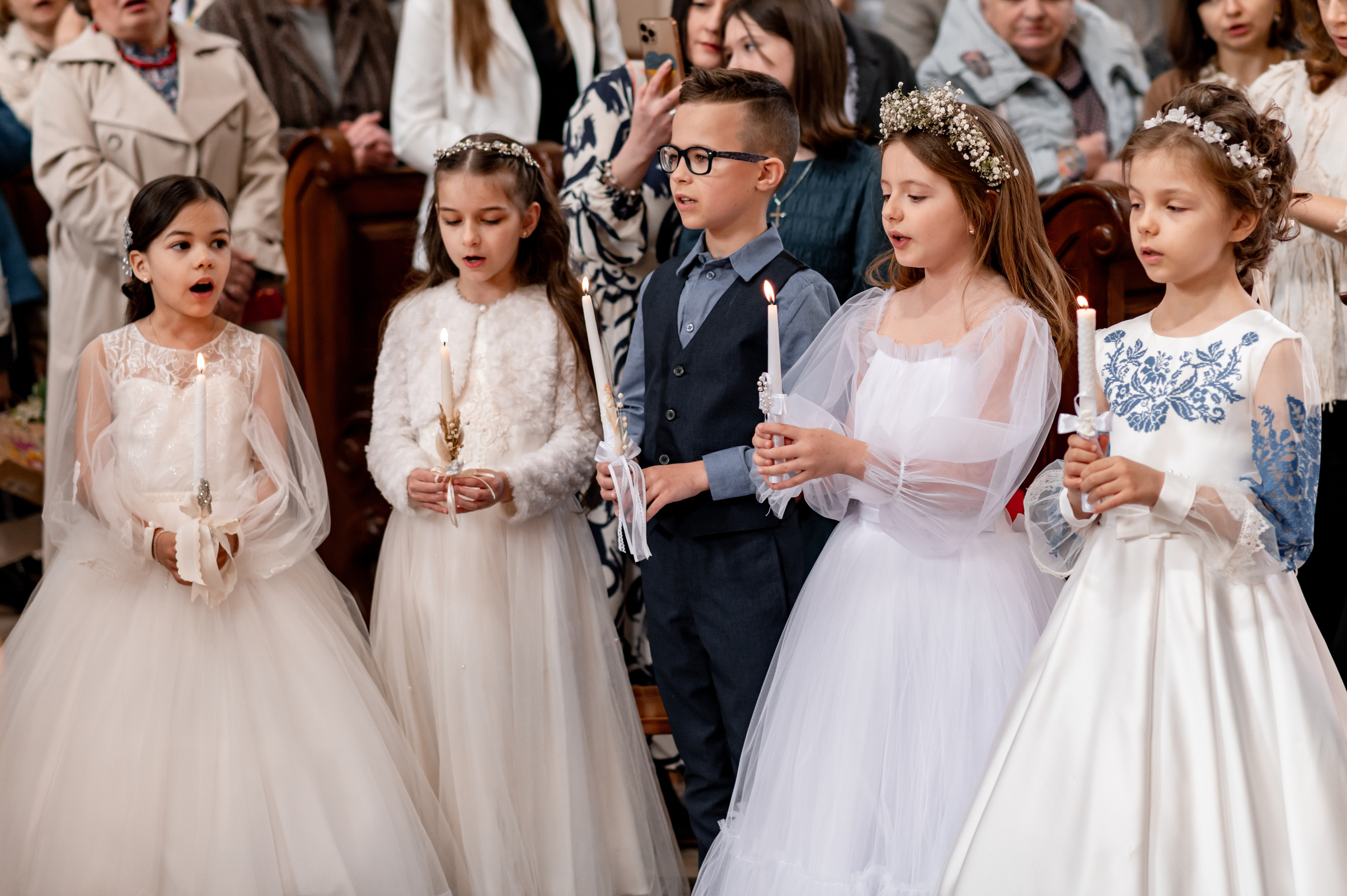 Фотосесія Першого Причастя Тернопіль, зйомка Причастя Тернопіль, Таїнство Першого Причастя Тернопіль, Катедра Причастя Тернопіль. Сімейний, дитячий та індивідуальний фотограф в м. Тернопіль, м. Львів