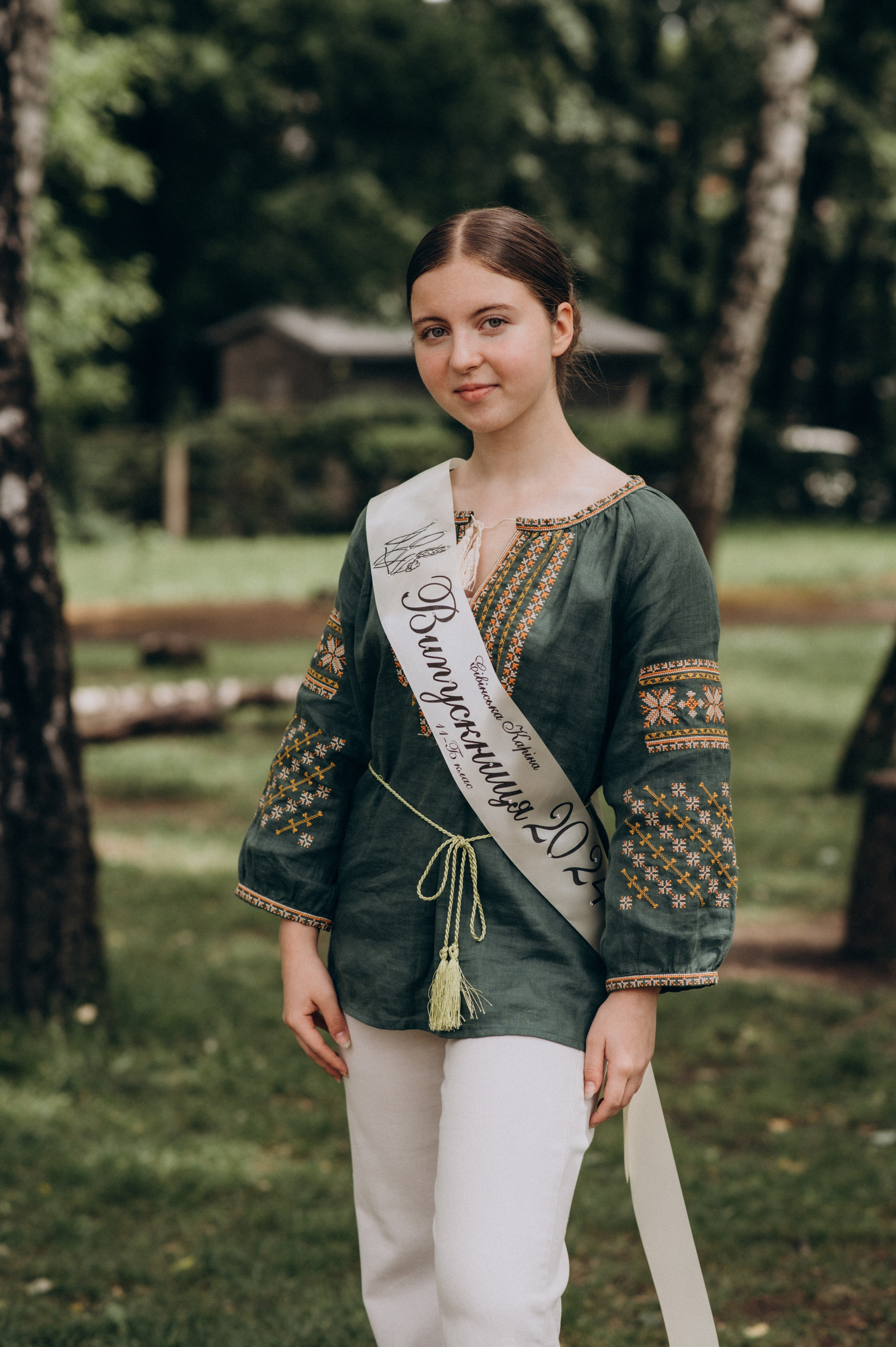 Фотосесія останнього дзвоника, фотосесія випускників Тернопіль, випускний 2024. Сімейний, дитячий та індивідуальний фотограф в м. Тернопіль, м. Львів