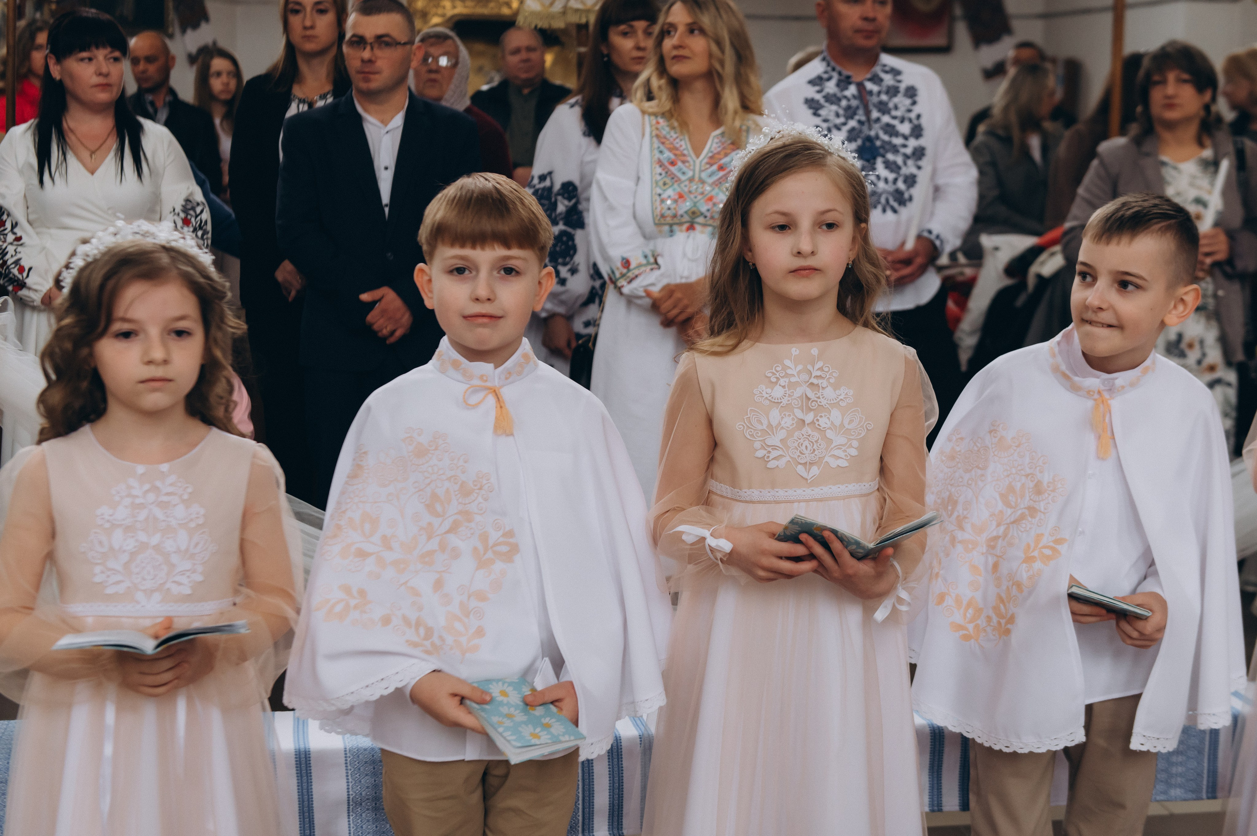 Фотосесія Причастя Тернопіль, зйомка Причастя, фотограф на Причастя Тернопіль, Причастя Львів, Причастя церква Михаїла Тернопіль. Сімейний, дитячий та індивідуальний фотограф в м. Тернопіль, м. Львів