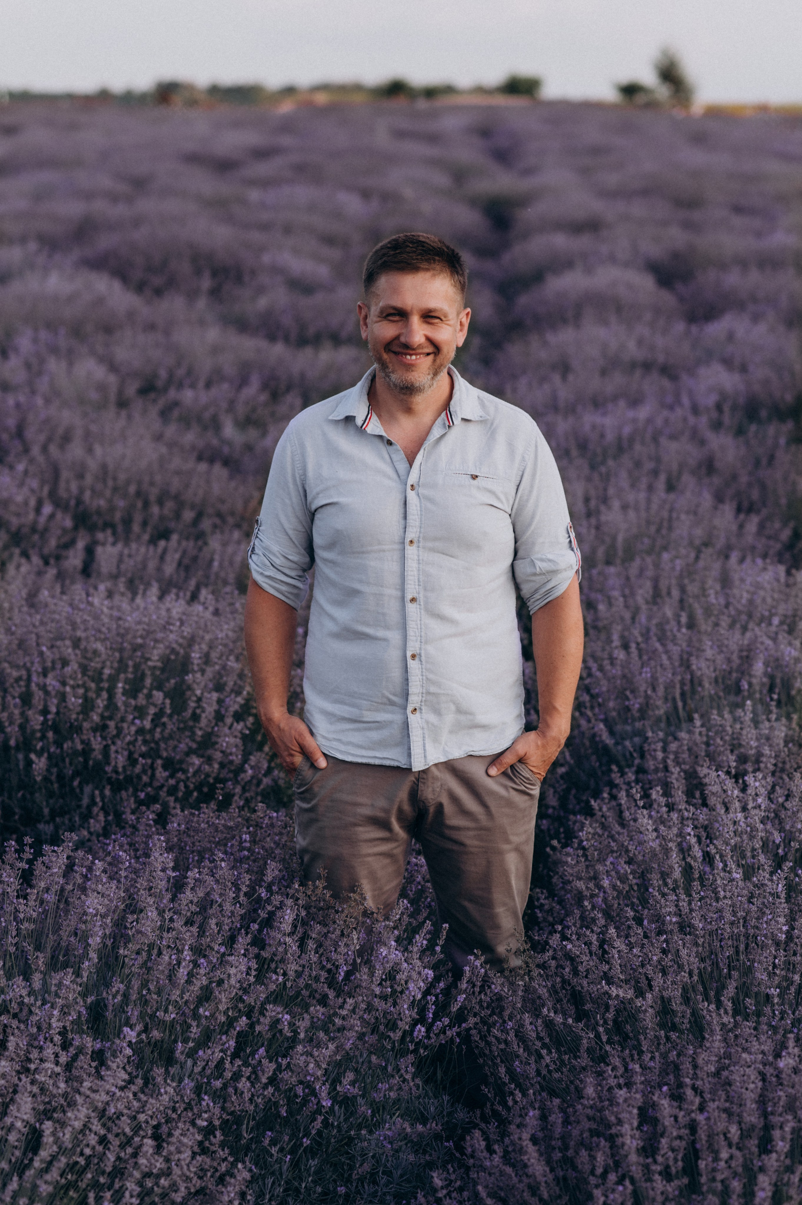 Сімейна фотосесія в лаванді, лав сторі, фотограф Тернопіль, фотосесія в соняхах. Сімейний, дитячий та індивідуальний фотограф в м. Тернопіль, м. Львів