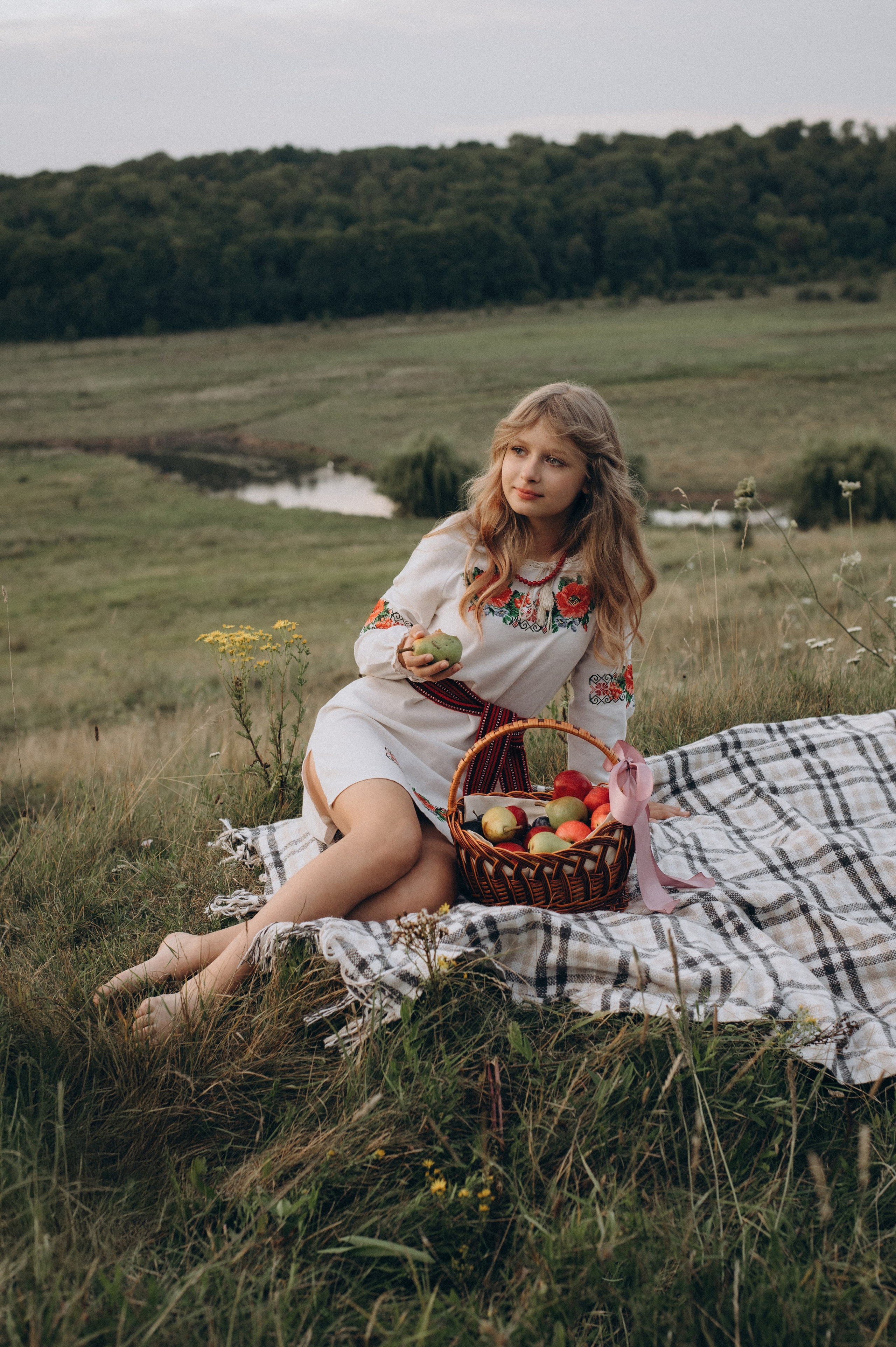 Сімейна фотосесія мами і доньки, сімейний фотограф Тернопіль, портретний фотограф, сімейна фотосесія Тернопіль, фотосесія в жоржинах. Сімейний, дитячий та індивідуальний фотограф в м. Тернопіль, м. Львів