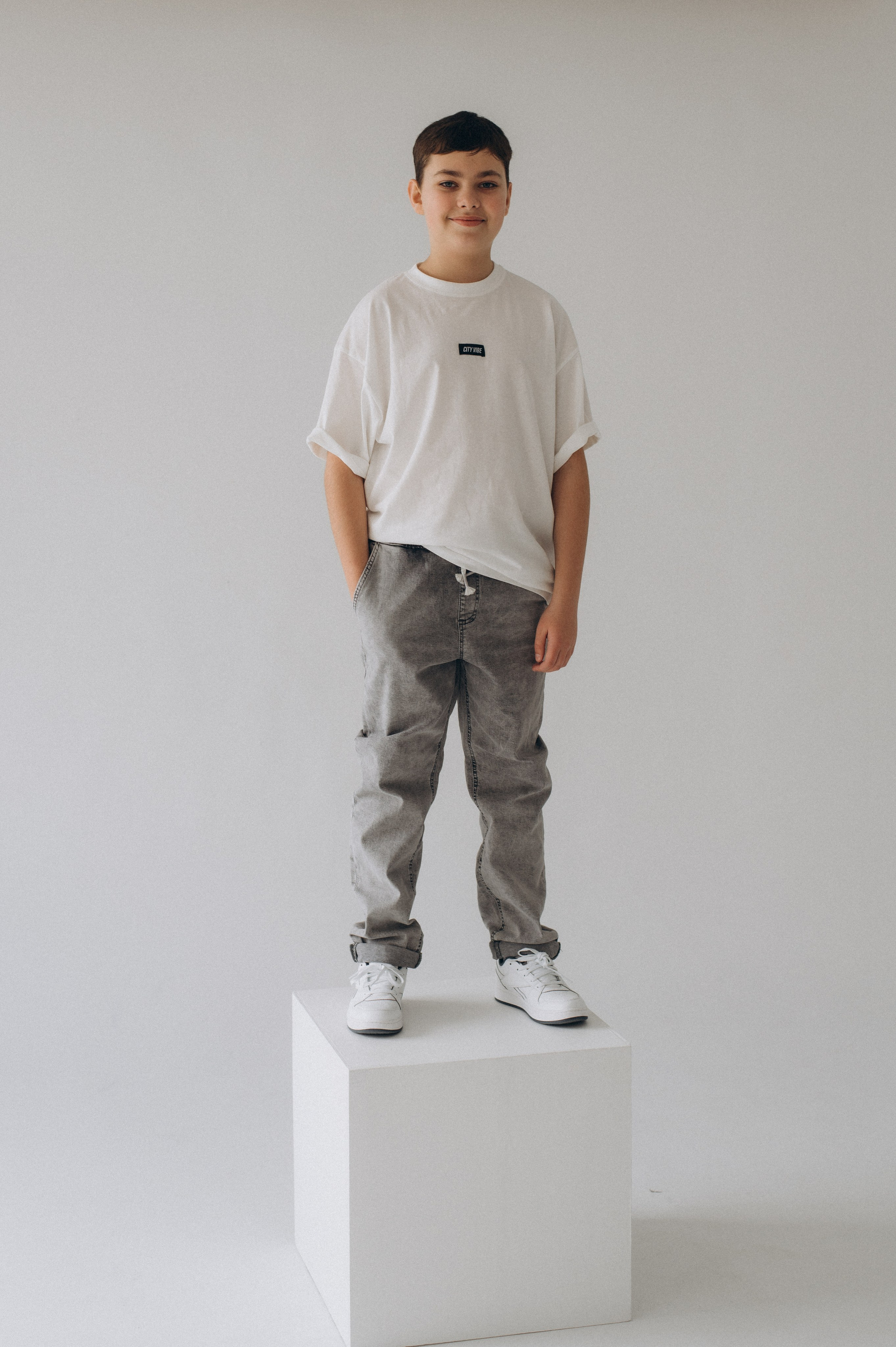 Шкільна фотосесія на віньєтки Тернопіль, шкільні альбоми, фотосесія випускників Тернопіль, випускний альбом, фотограф випускний Тернопіль. Сімейний, дитячий та індивідуальний фотограф в м. Тернопіль, м. Львів