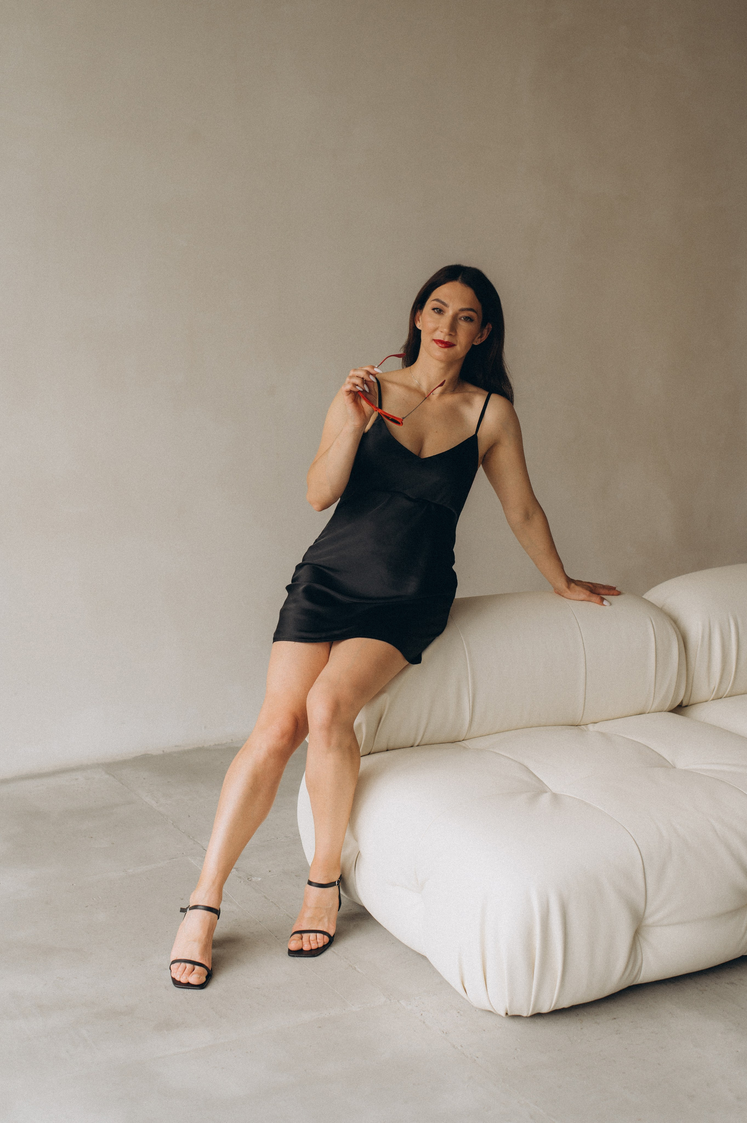 Індивідуальна фотосесія до дня народження у студії Тернопіль, інидвідуальна зйомка, портретний фотограф. Сімейний, дитячий та індивідуальний фотограф в м. Тернопіль, м. Львів