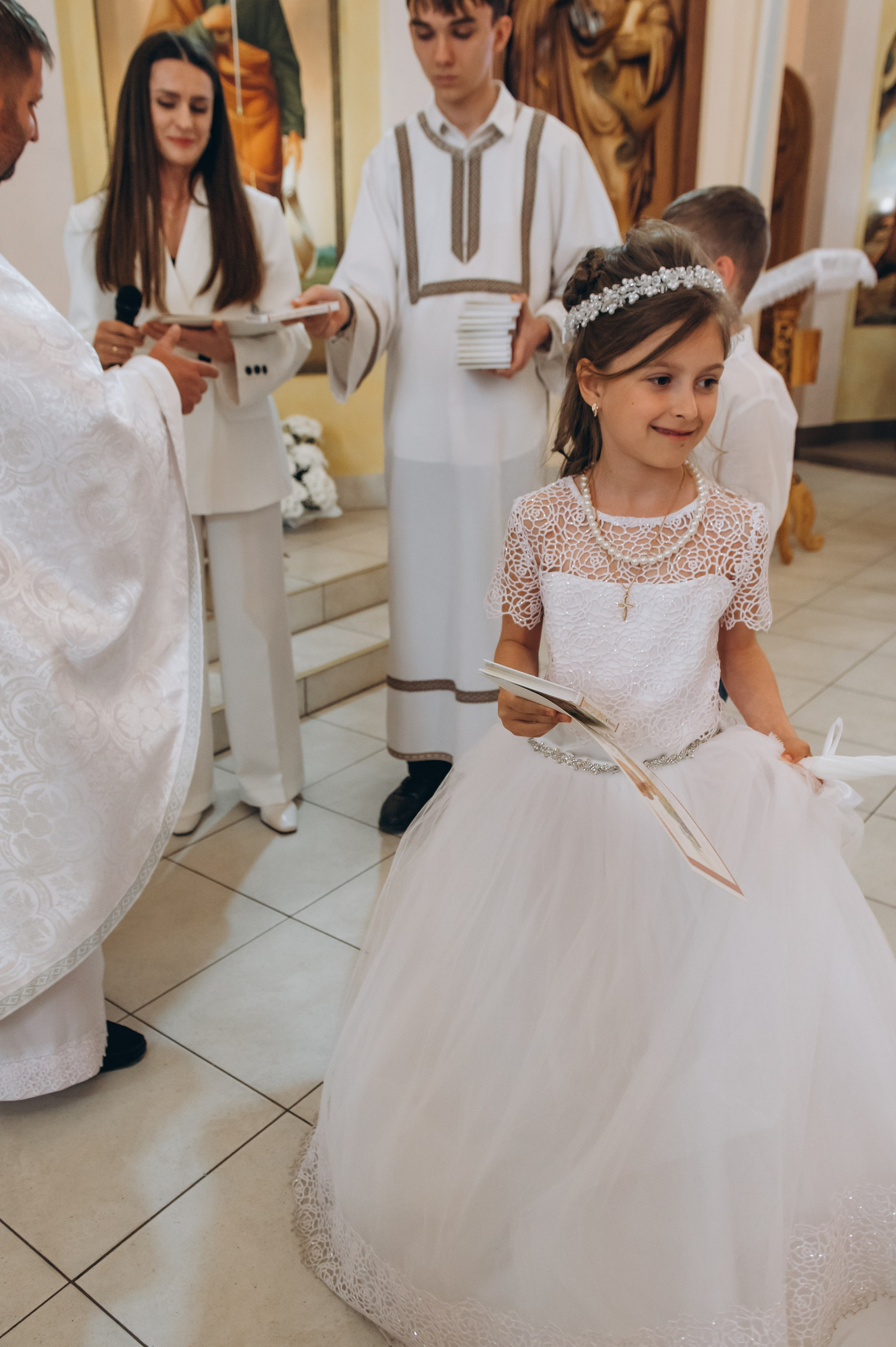 Фотосесія Причастя Тернопіль, зйомка Причастя, фотограф на Причастя Тернопіль, Причастя Львів, церква Петра і Павла. Сімейний, дитячий та індивідуальний фотограф в м. Тернопіль, м. Львів