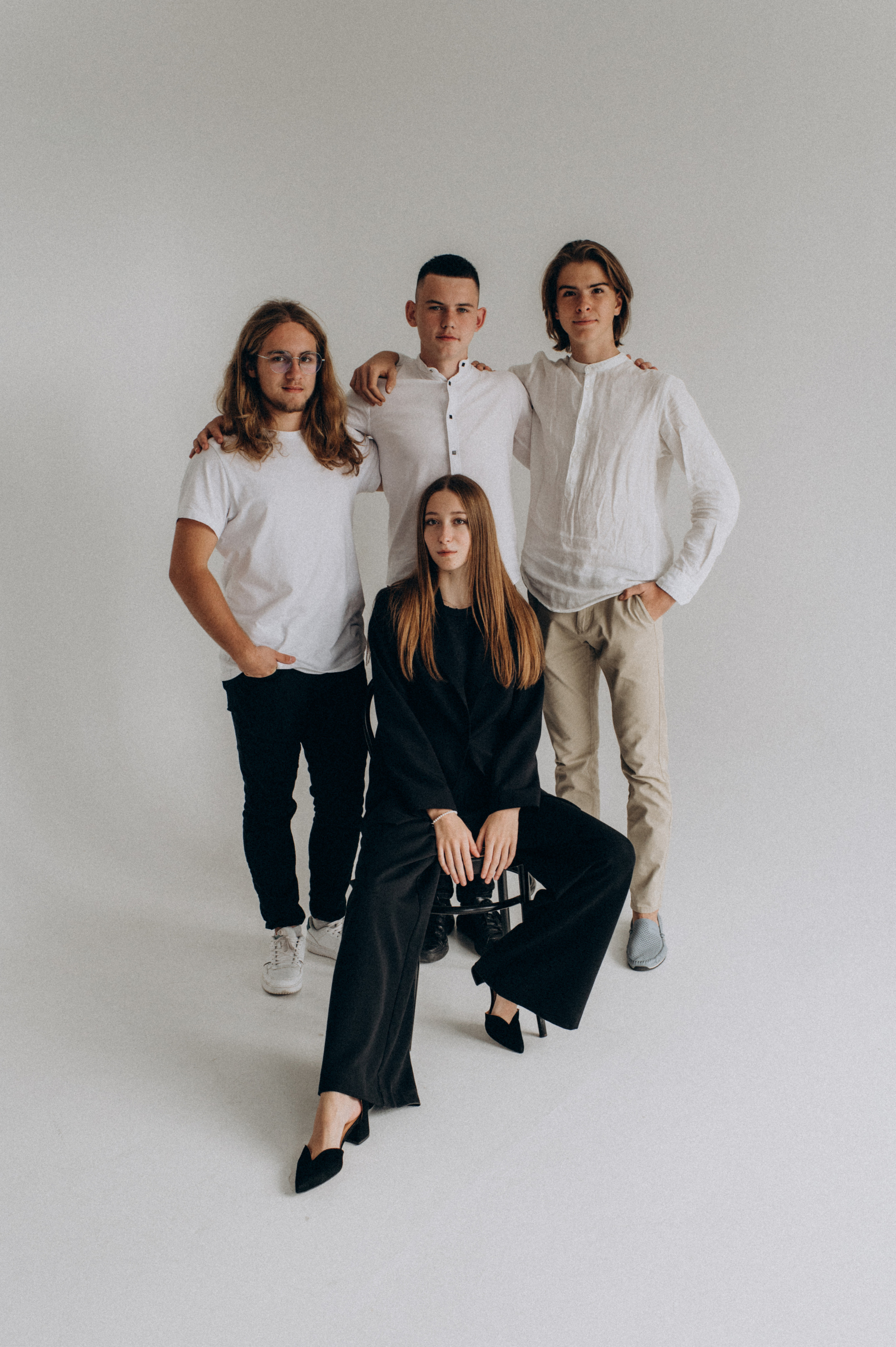 Фотосесія на віньєтки, фотосесія випускників, шкільна фотосесія. Сімейний, дитячий та індивідуальний фотограф в м. Тернопіль, м. Львів