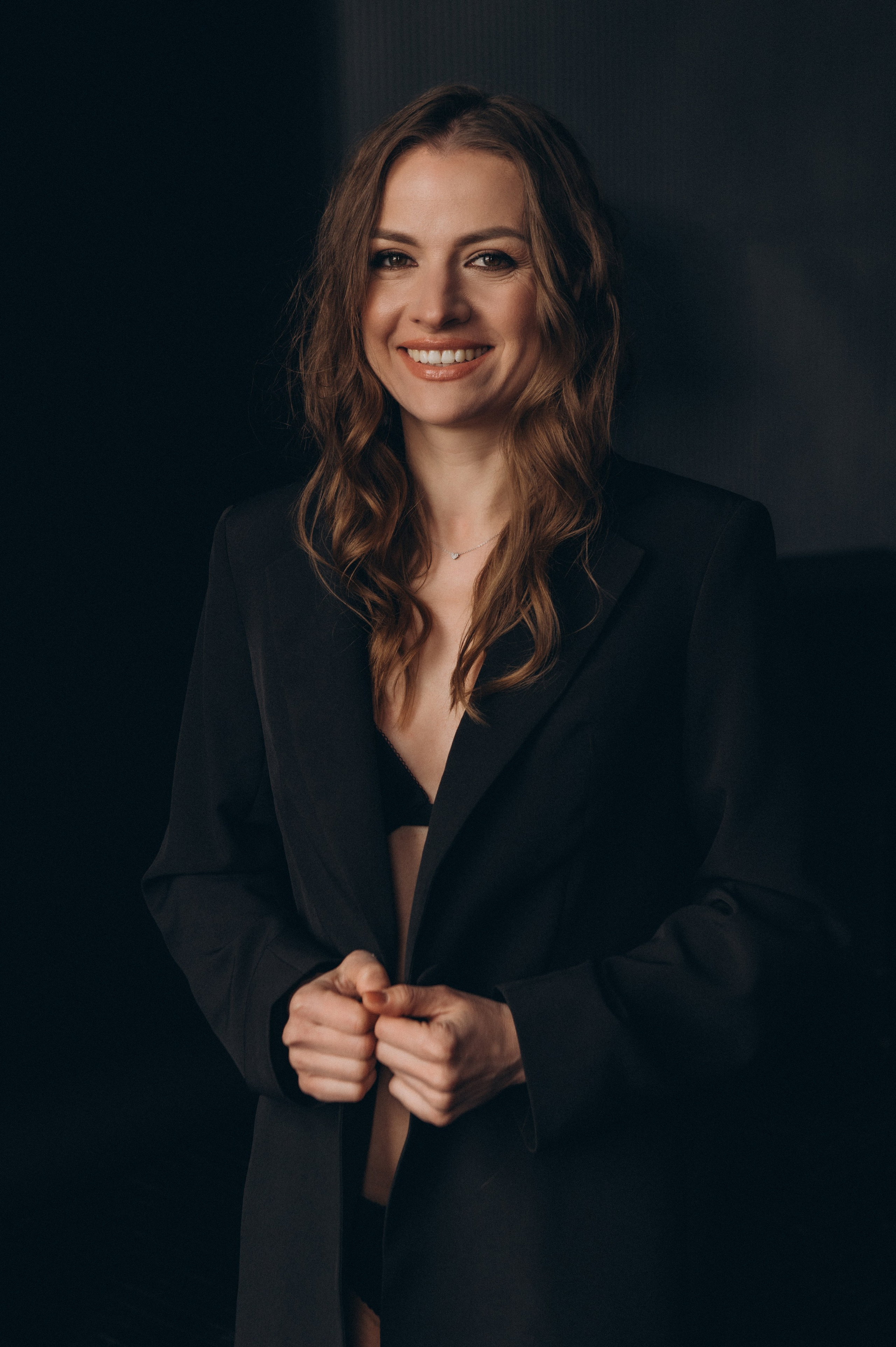 Портретна фотосесія дівчат, контент для лікаря, контент фотосесія Тернопіль, індивідуальна фотосесія Львів, портретний фотограф Тернопіль. Сімейний, дитячий та індивідуальний фотограф в м. Тернопіль, м. Львів