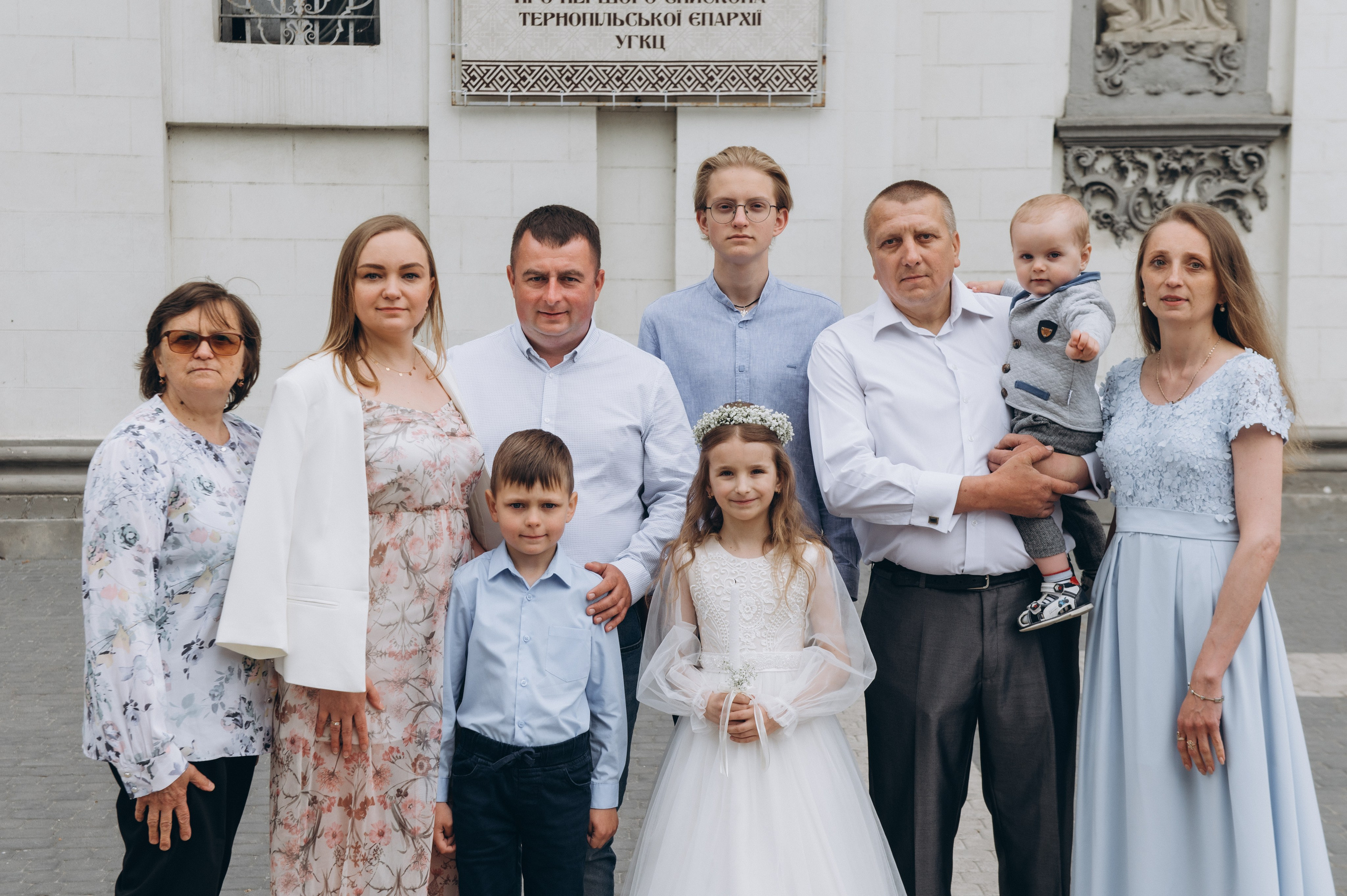 Фотосесія Першого Причастя Тернопіль, фотосесія Причастя Тернопіль, Таїнство Першого Причастя Тернопіль, Катедра Причастя Тернопіль. Сімейний, дитячий та індивідуальний фотограф в м. Тернопіль, м. Львів