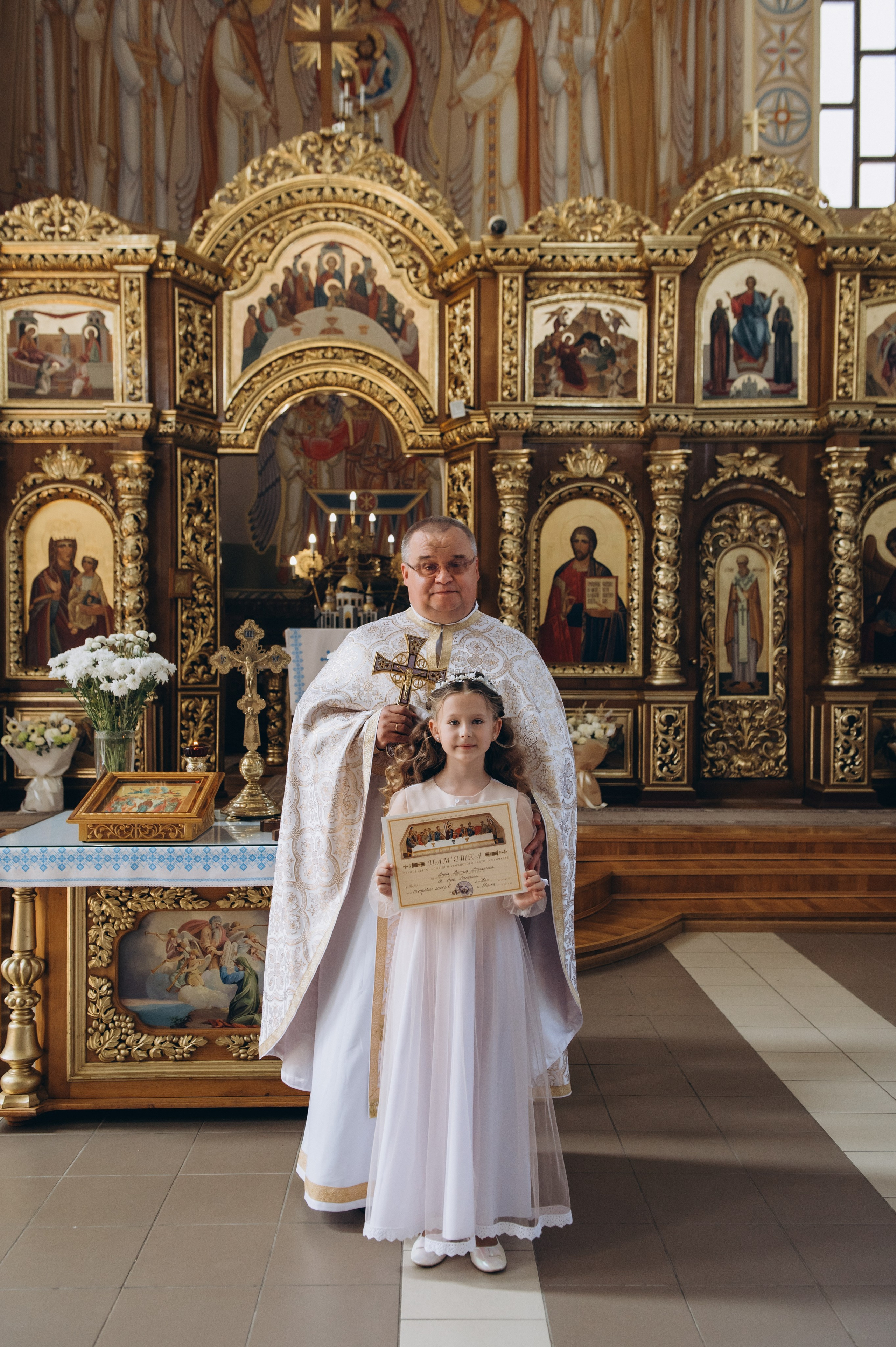 Фотосесія Причастя Тернопіль церква Св Михаїла, фотограф на Причастя Тернопіль, фотосесія Літургії Причастя Тернопіль. Сімейний, дитячий та індивідуальний фотограф в м. Тернопіль, м. Львів