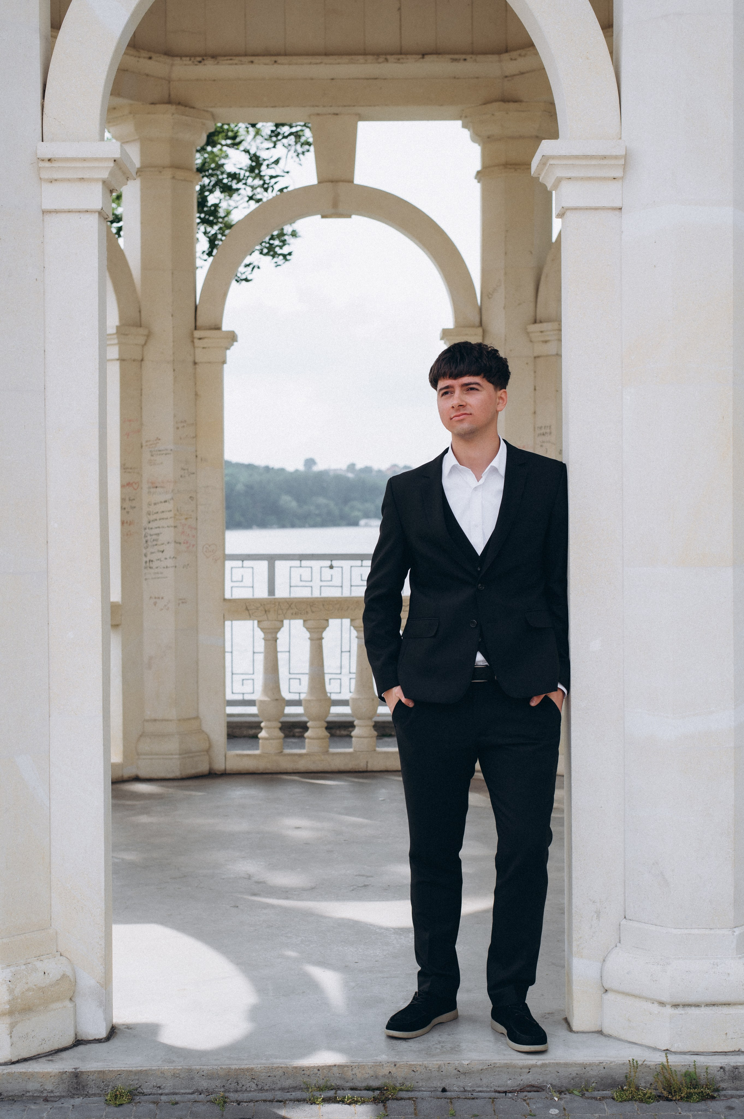 Випускники 2025, фотосесія випускного Тернопіль, фотосесія випускників Тернопіль, зйомка випускного, фотосесія випускного. Сімейний, дитячий та індивідуальний фотограф в м. Тернопіль, м. Львів