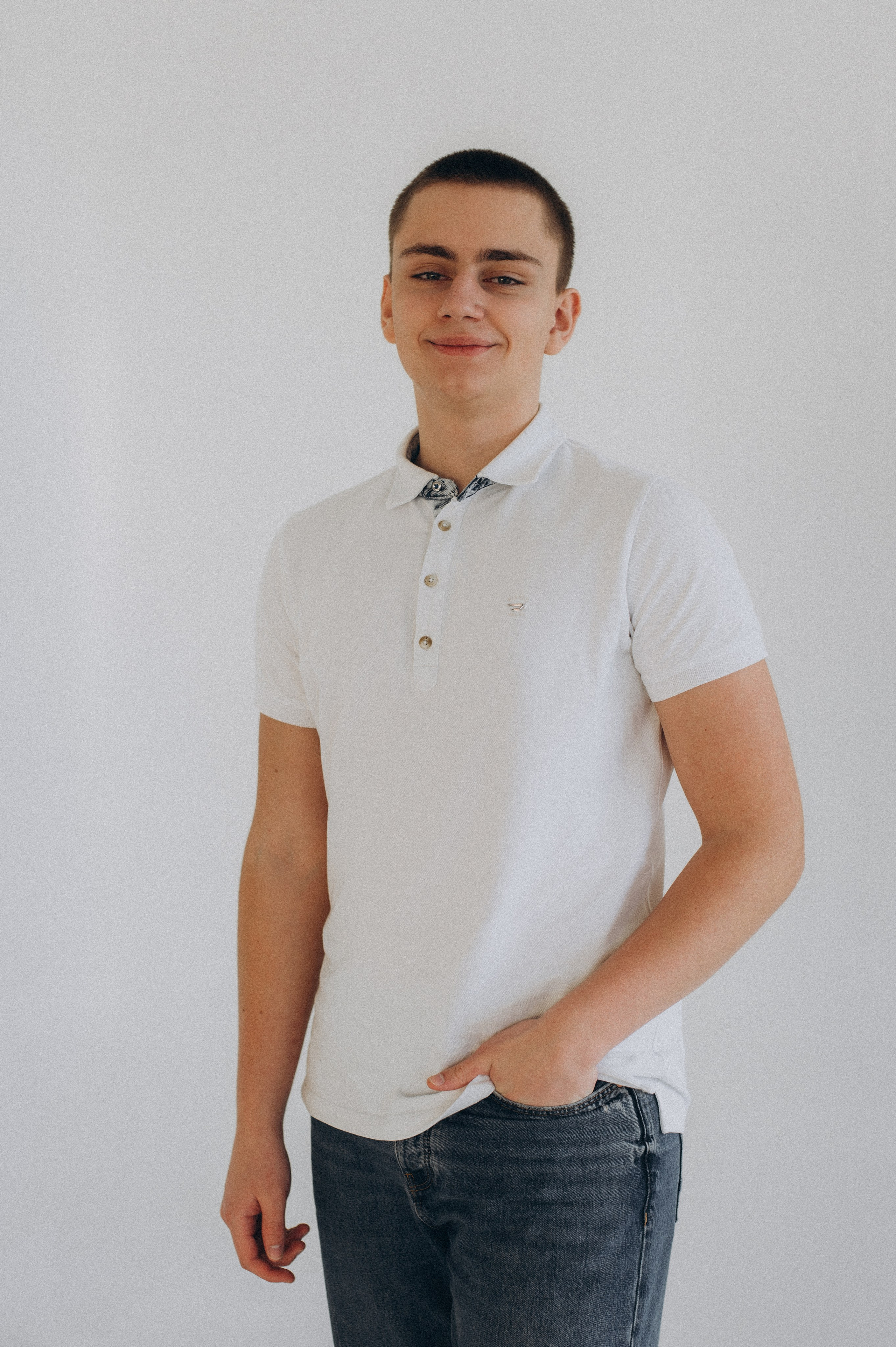 Фотосесія випускників, фотосесія на віньєтки Тернопіль, випускники Тернопіль, випуск 2025. Сімейний, дитячий та індивідуальний фотограф в м. Тернопіль, м. Львів