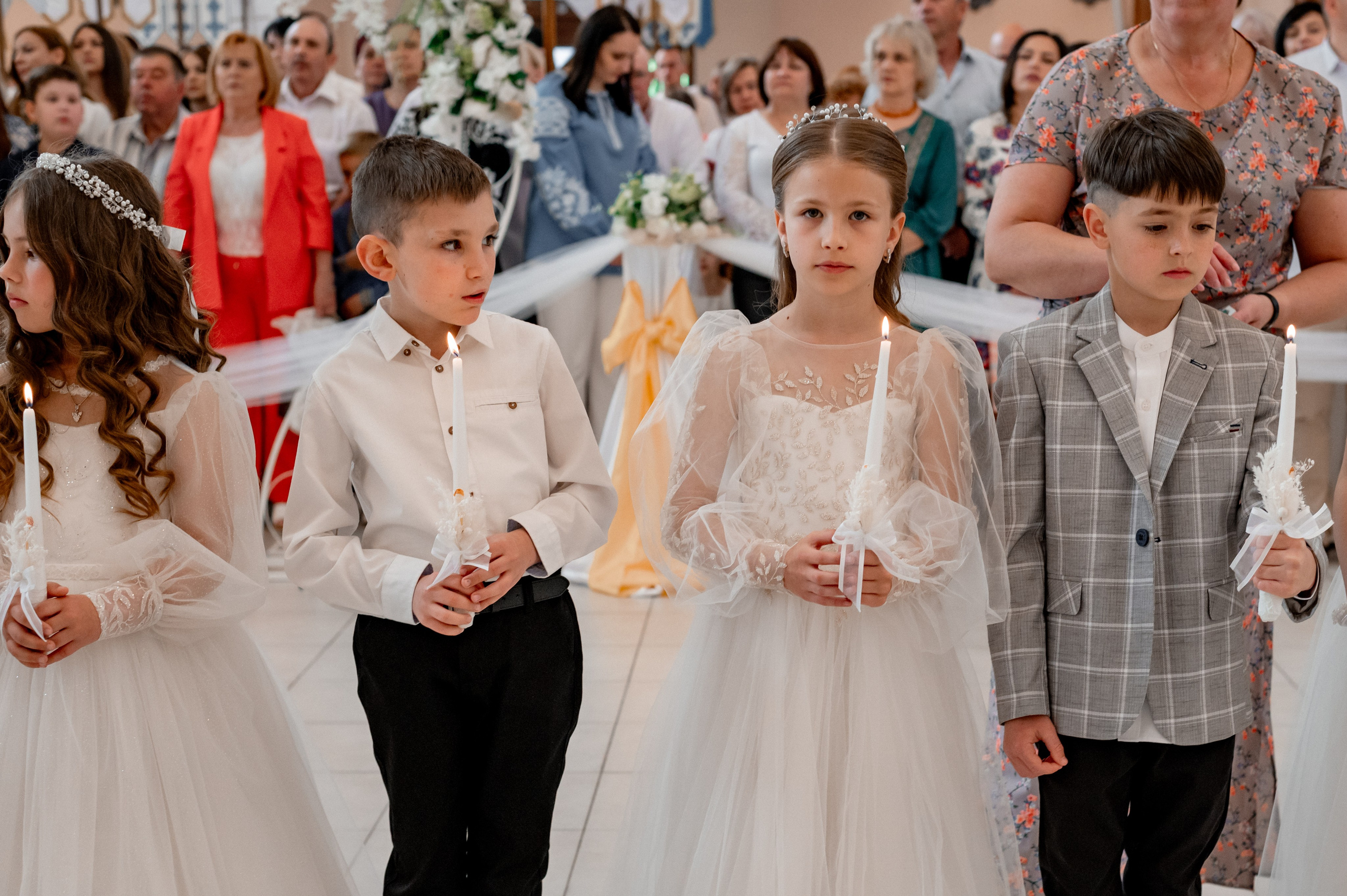 Фотосесія Першого Причастя Тернопіль, зйомка Причастя Тернопіль, Таїнство Першого Причастя Тернопіль, Катедра Причастя Тернопіль. Сімейний, дитячий та індивідуальний фотограф в м. Тернопіль, м. Львів