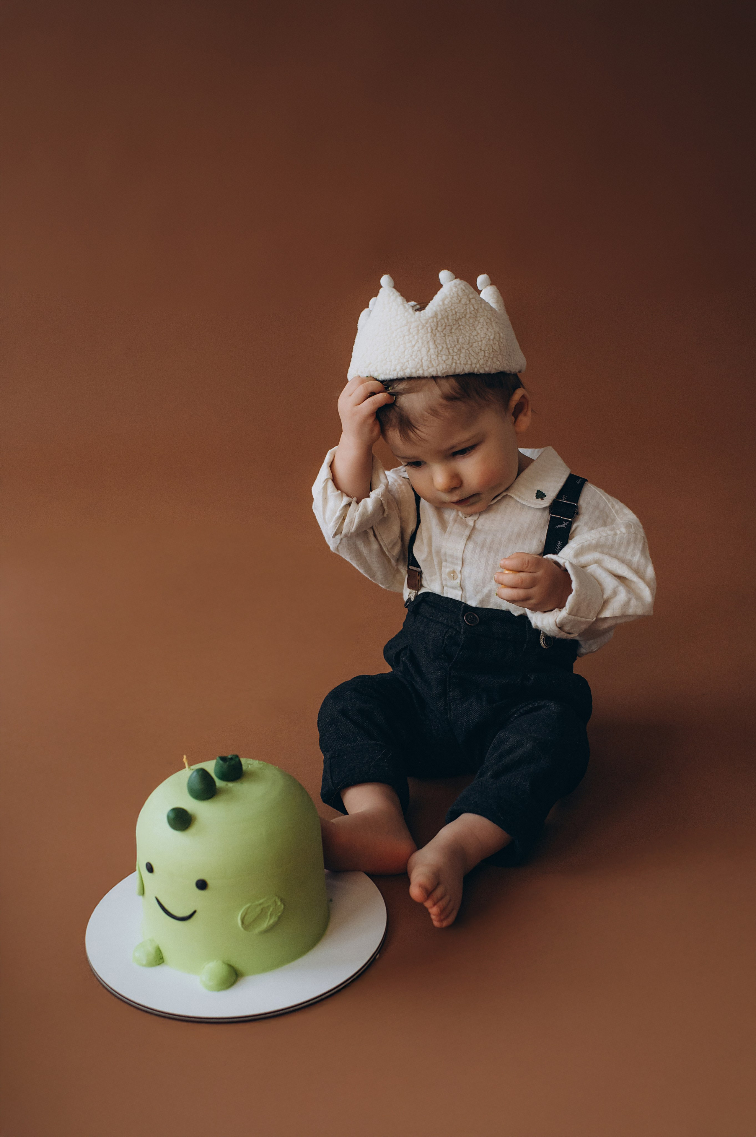 Перший тортик малюка, зйомка першого тортика Тернопіль, новорічна фотосесія, зйомка дня народження, сімейний фотограф Тернопіль, cakesmash. Сімейний, дитячий та індивідуальний фотограф в м. Тернопіль, м. Львів