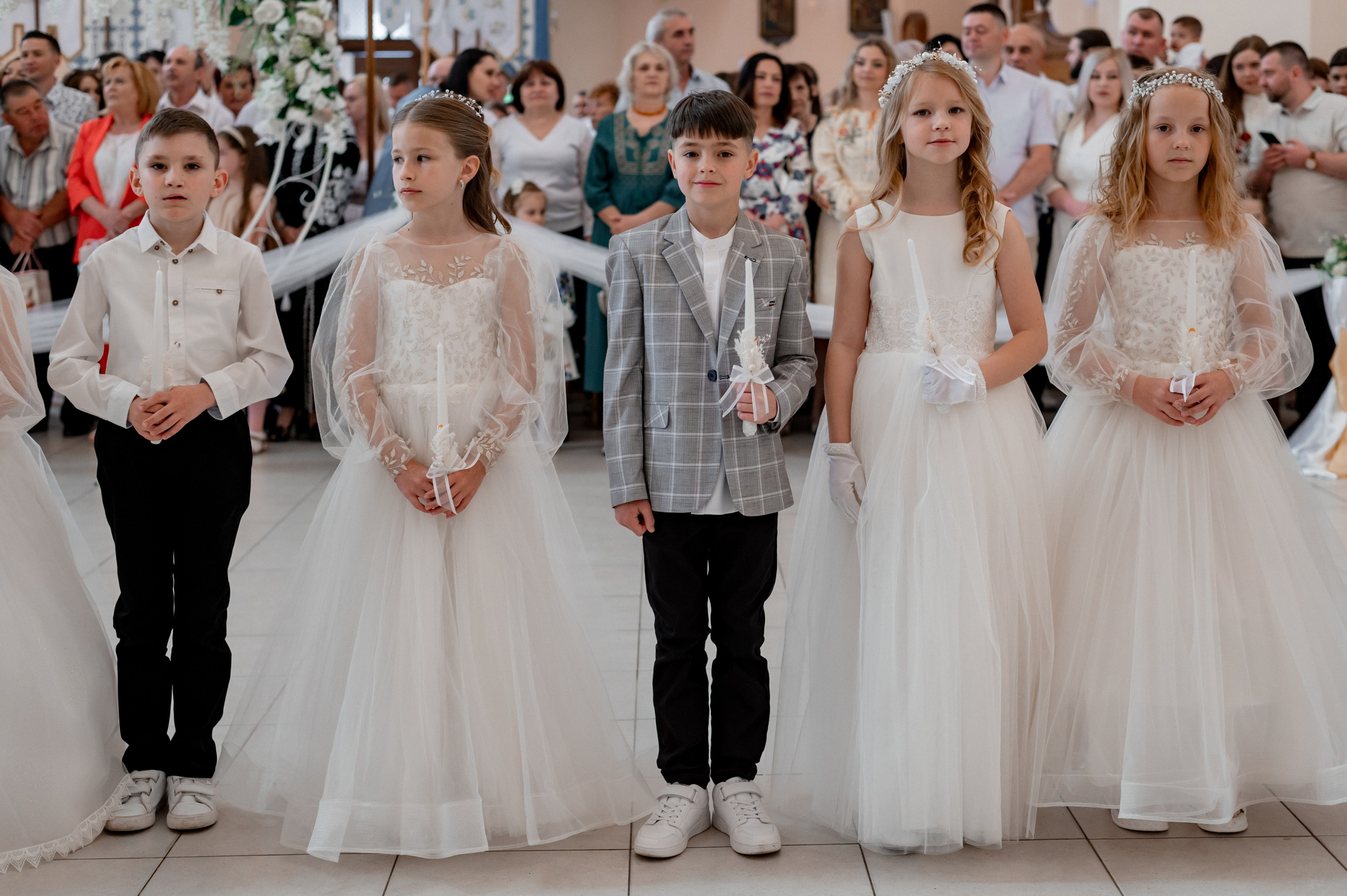 Фотосесія Першого Причастя Тернопіль, зйомка Причастя Тернопіль, Таїнство Першого Причастя Тернопіль, Катедра Причастя Тернопіль. Сімейний, дитячий та індивідуальний фотограф в м. Тернопіль, м. Львів