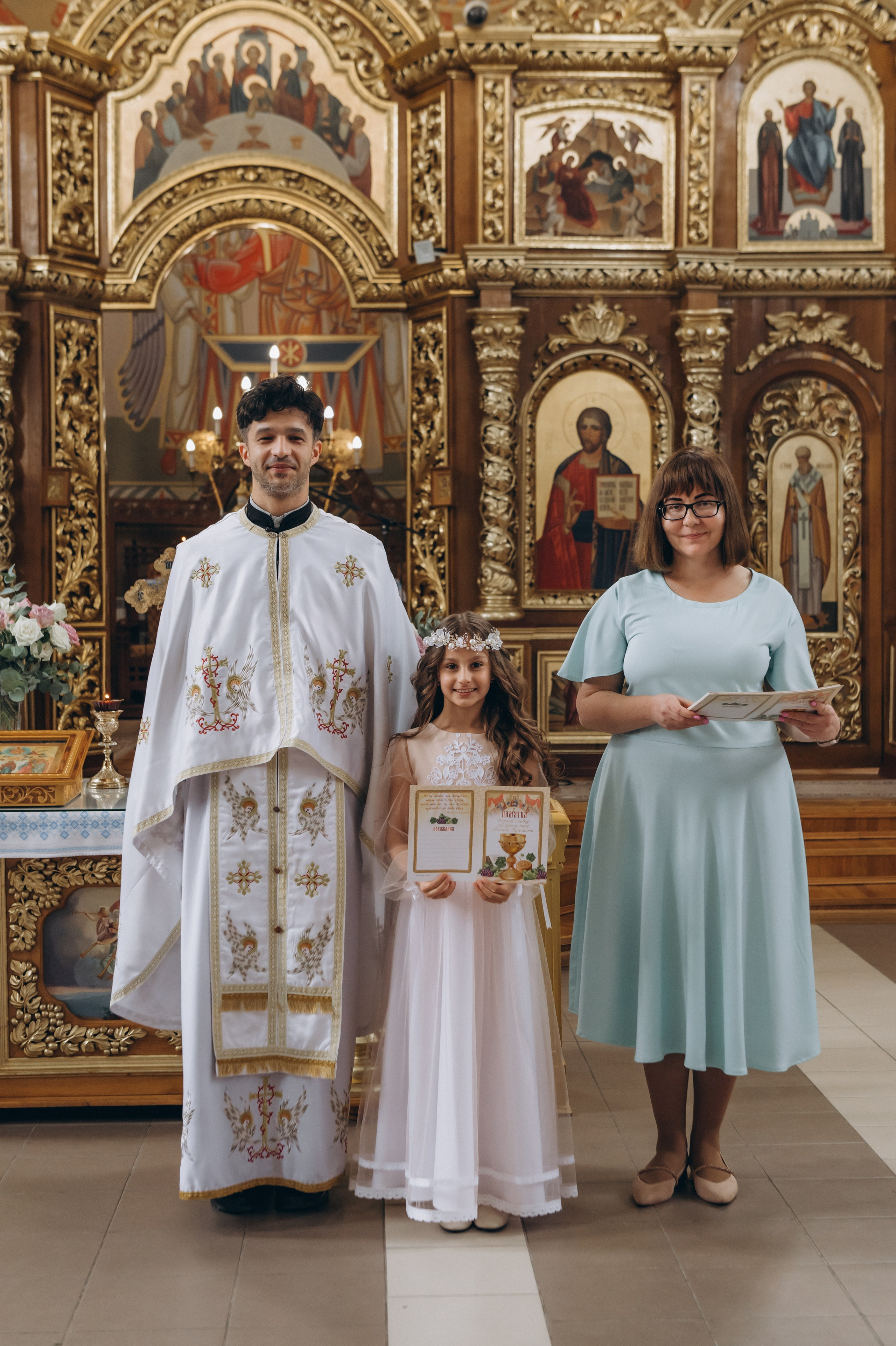 Фотосесія Причастя Тернопіль, зйомка Причастя, фотограф на Причастя Тернопіль, Причастя Львів, Причастя церква Михаїла Тернопіль. Сімейний, дитячий та індивідуальний фотограф в м. Тернопіль, м. Львів