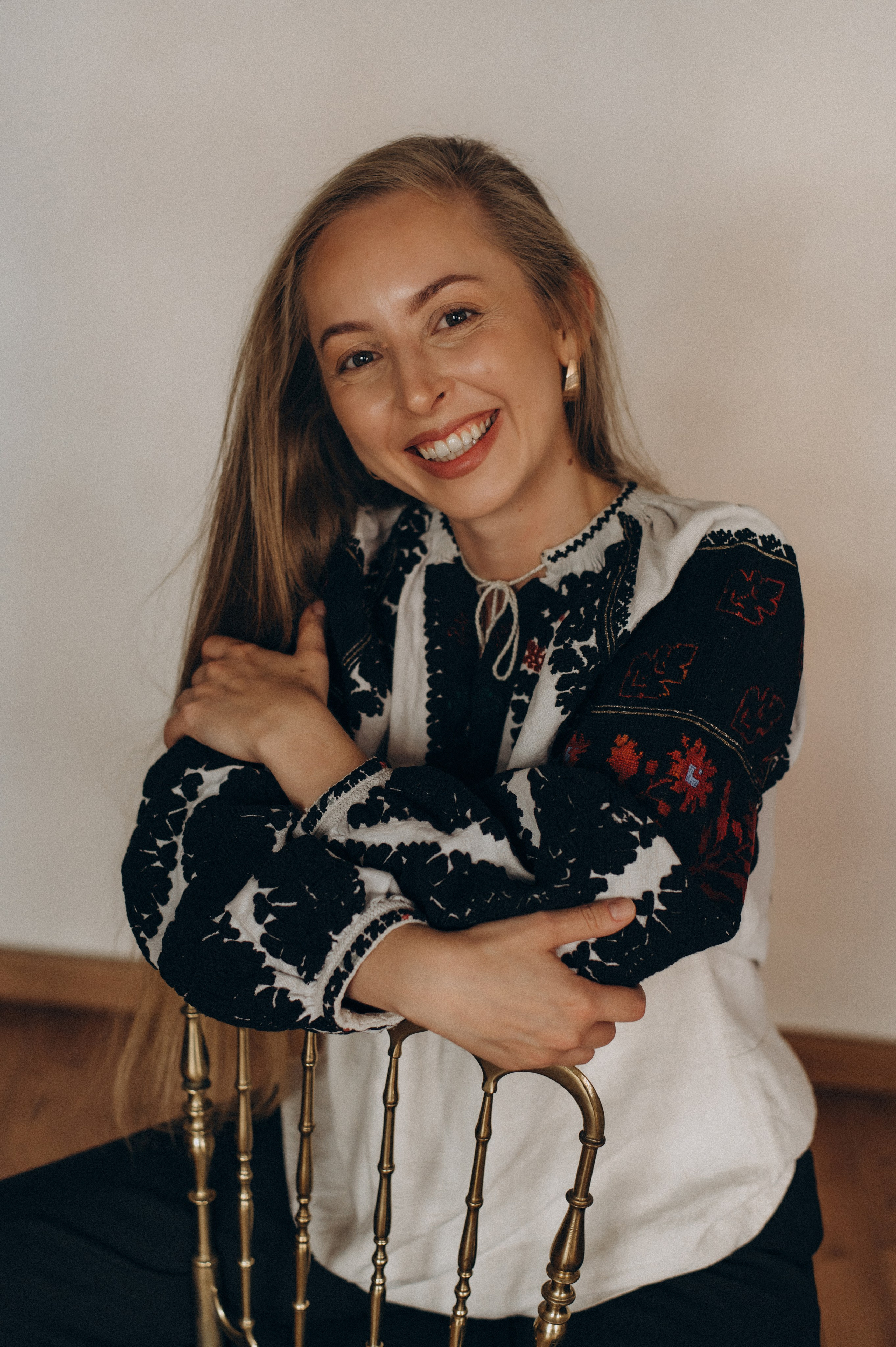 Індивідуальна фотосесія у студії, портретний фотограф Тернопіль Львів, зйомка у студії. Сімейний, дитячий та індивідуальний фотограф в м. Тернопіль, м. Львів