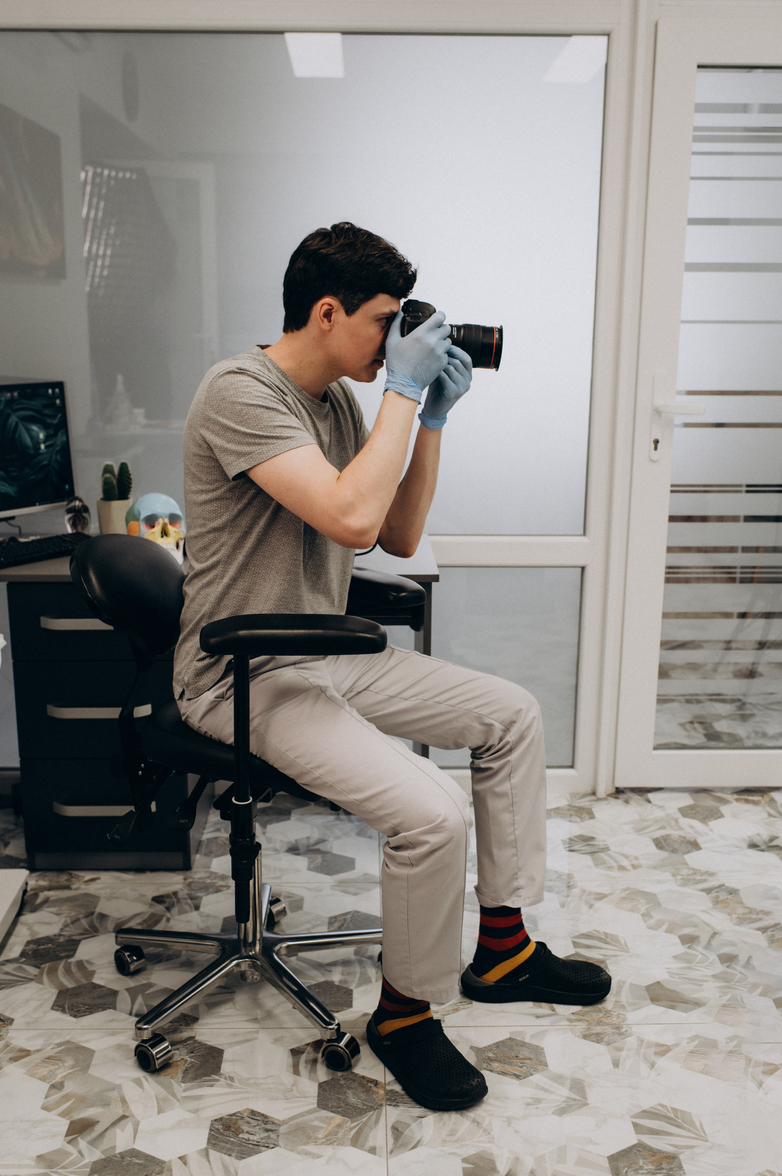 Фотосесія стоматології, зйомка стоматологічної клініки, контент для стоматолога. Сімейний, дитячий та індивідуальний фотограф в м. Тернопіль, м. Львів