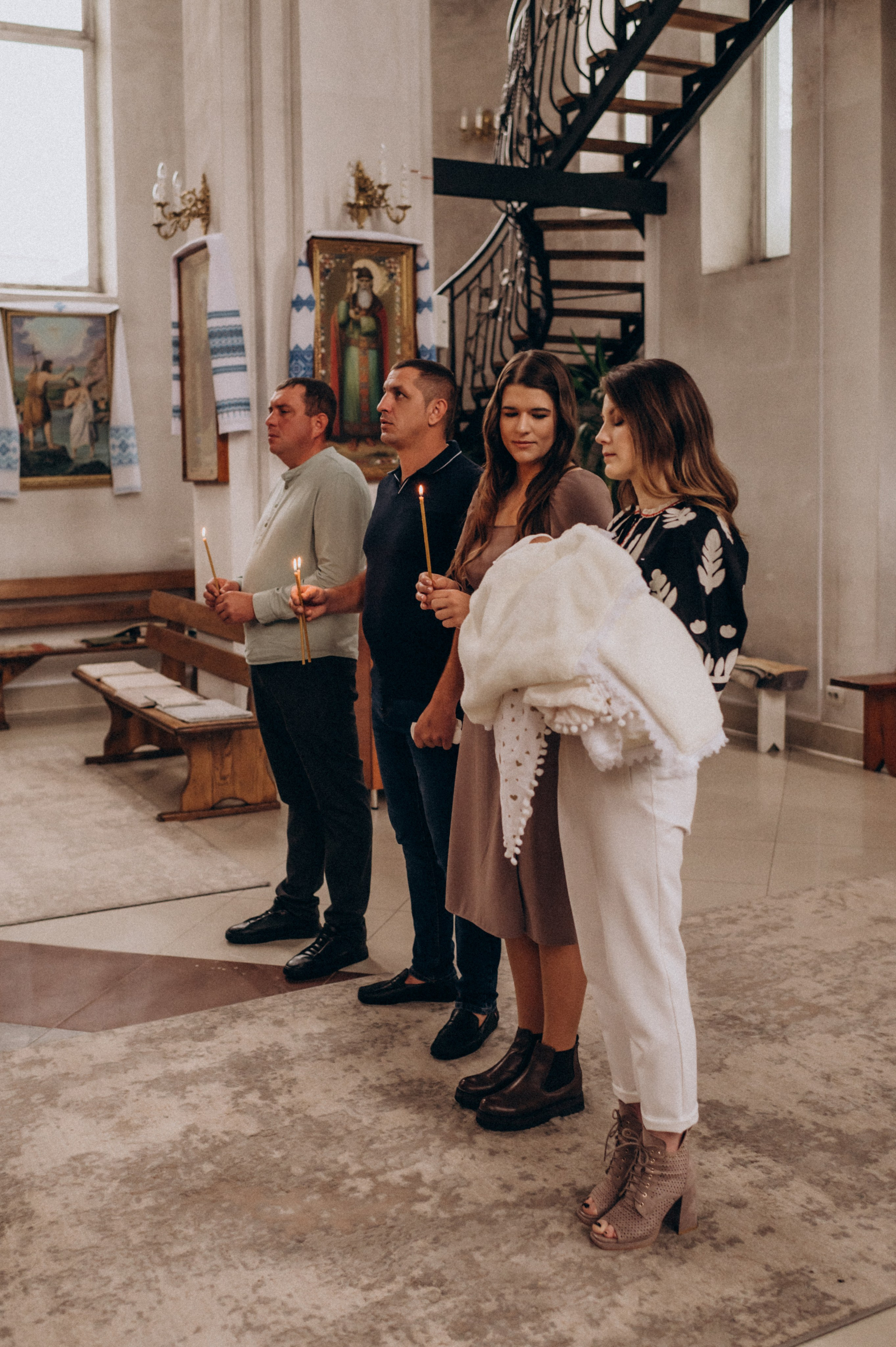 Таїнство Хрещення, хрестини Тернопіль, хрещення Львів. Сімейний, дитячий та індивідуальний фотограф в м. Тернопіль, м. Львів