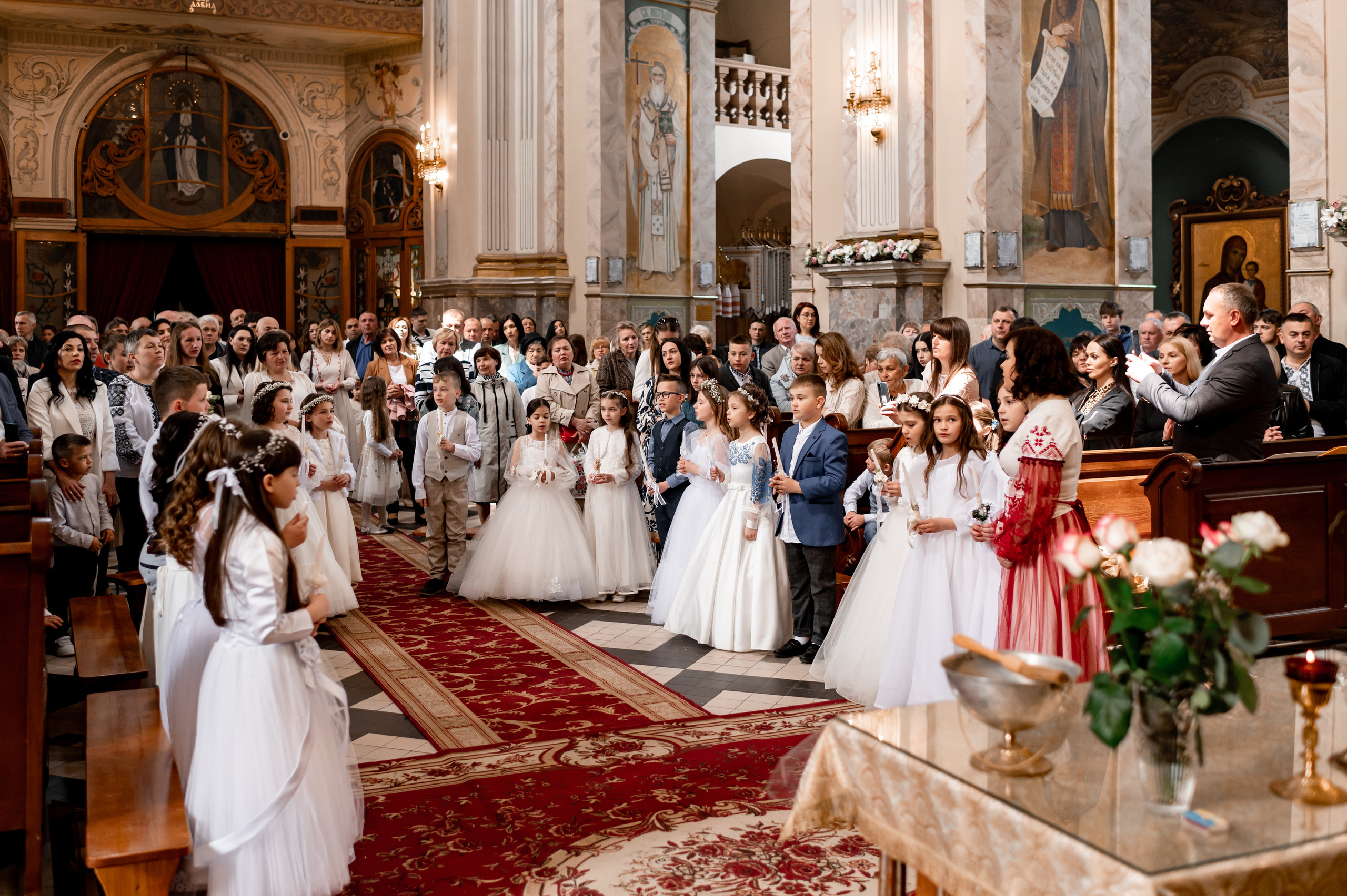 Фотосесія Першого Причастя Тернопіль, зйомка Причастя Тернопіль, Таїнство Першого Причастя Тернопіль, Катедра Причастя Тернопіль. Сімейний, дитячий та індивідуальний фотограф в м. Тернопіль, м. Львів
