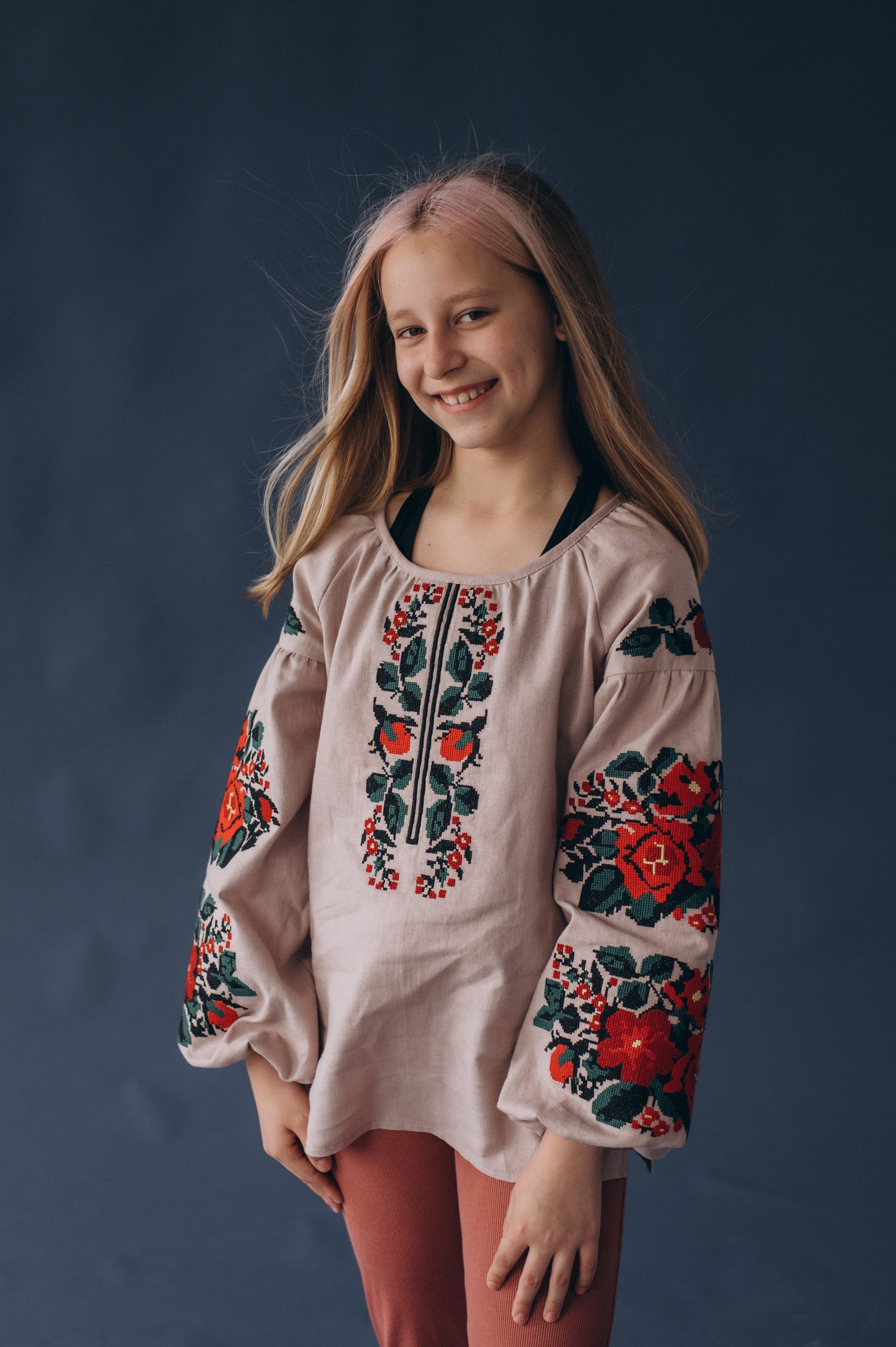 Шкільна фотосесія на віньєтки Тернопіль, фотосесія випускників Тернопіль, зйомка на віньєтки, шкільні фотоальбоми Тернопіль. Сімейний, дитячий та індивідуальний фотограф в м. Тернопіль, м. Львів