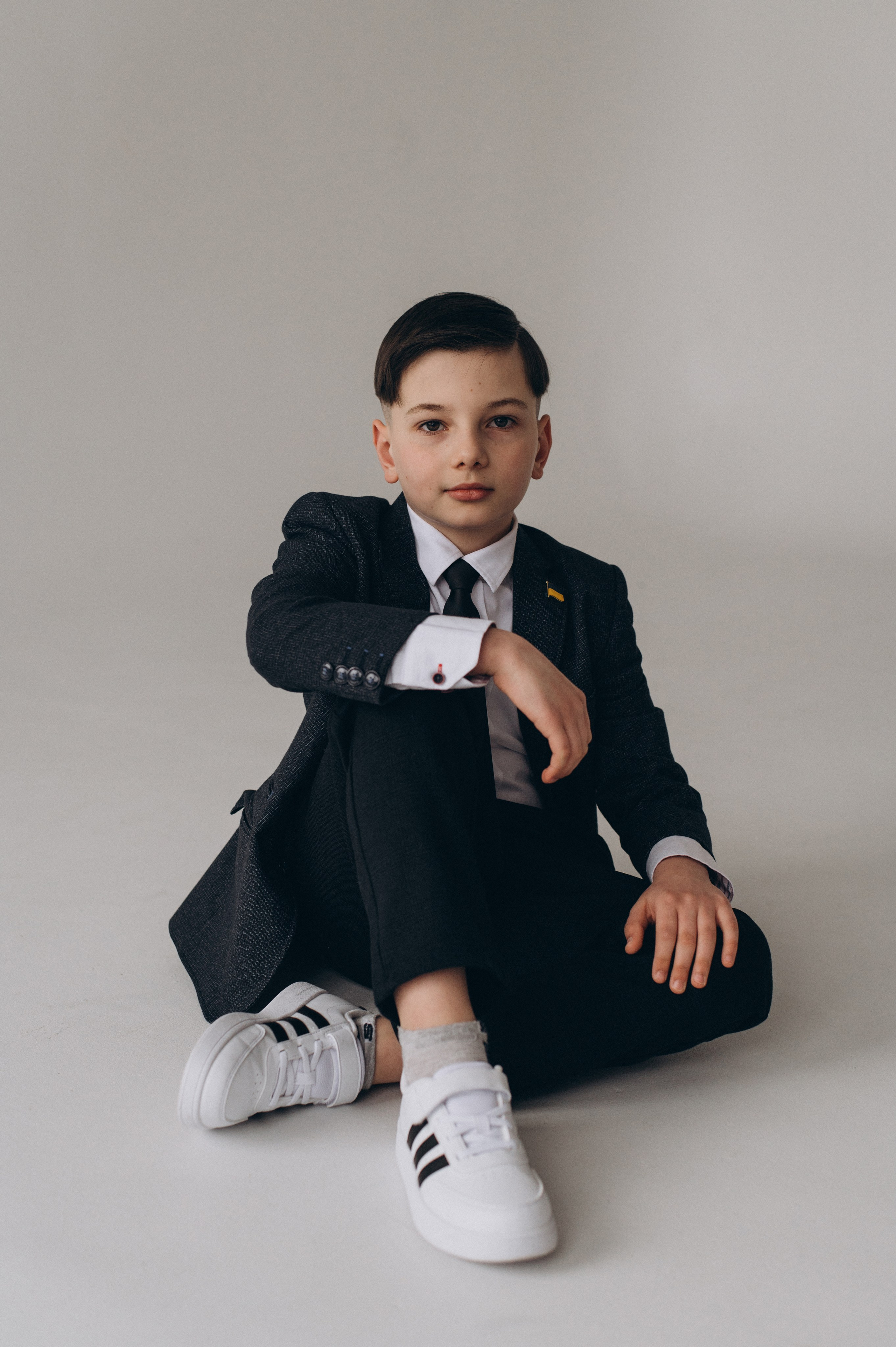 Шкільна фотосесія на віньєтки Тернопіль, шкільні альбоми, фотосесія випускників Тернопіль, випускний альбом, фотограф випускний Тернопіль. Сімейний, дитячий та індивідуальний фотограф в м. Тернопіль, м. Львів