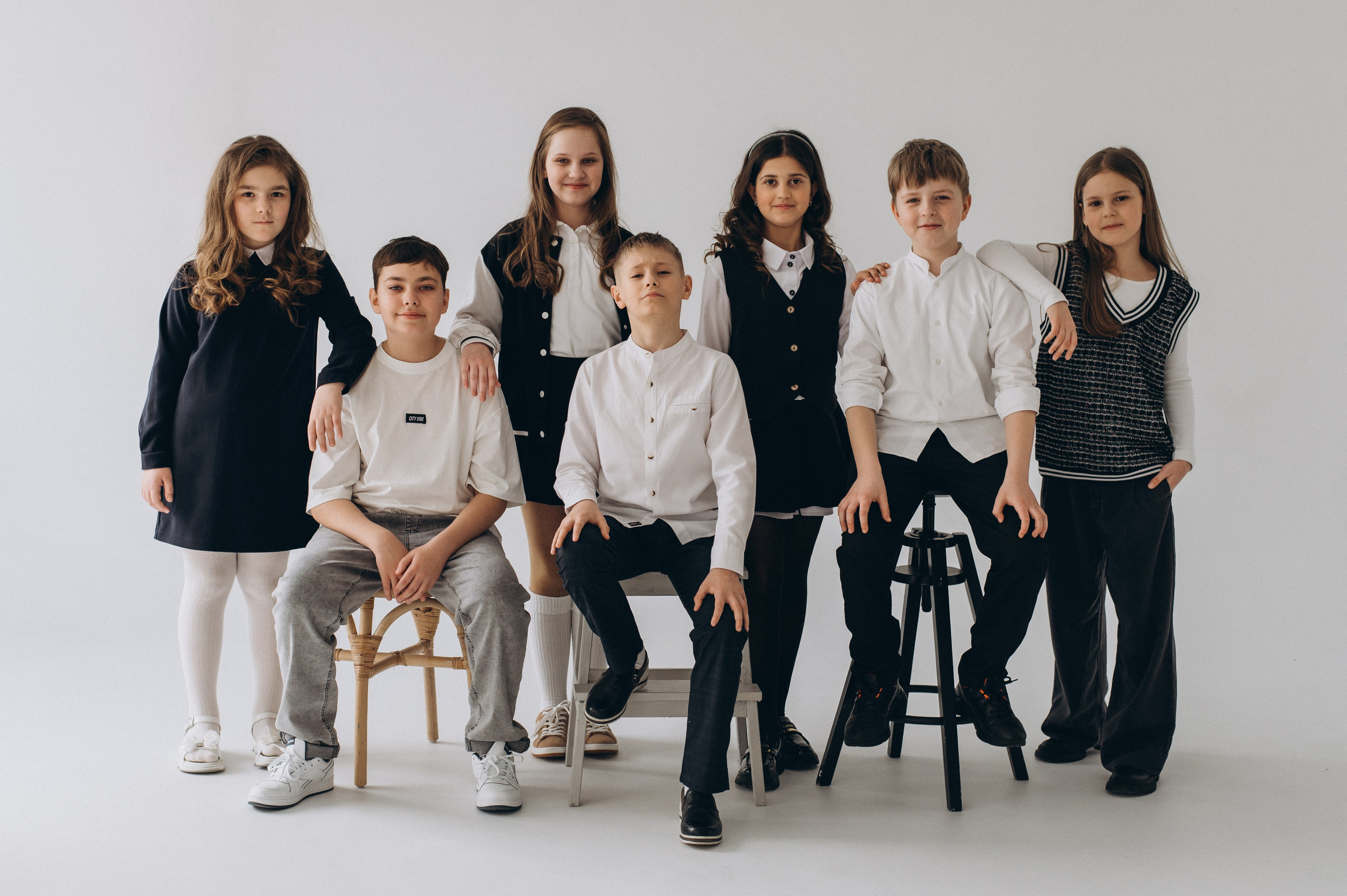 Шкільна фотосесія на віньєтки Тернопіль, шкільні альбоми, фотосесія випускників Тернопіль, випускний альбом, фотограф випускний Тернопіль. Сімейний, дитячий та індивідуальний фотограф в м. Тернопіль, м. Львів