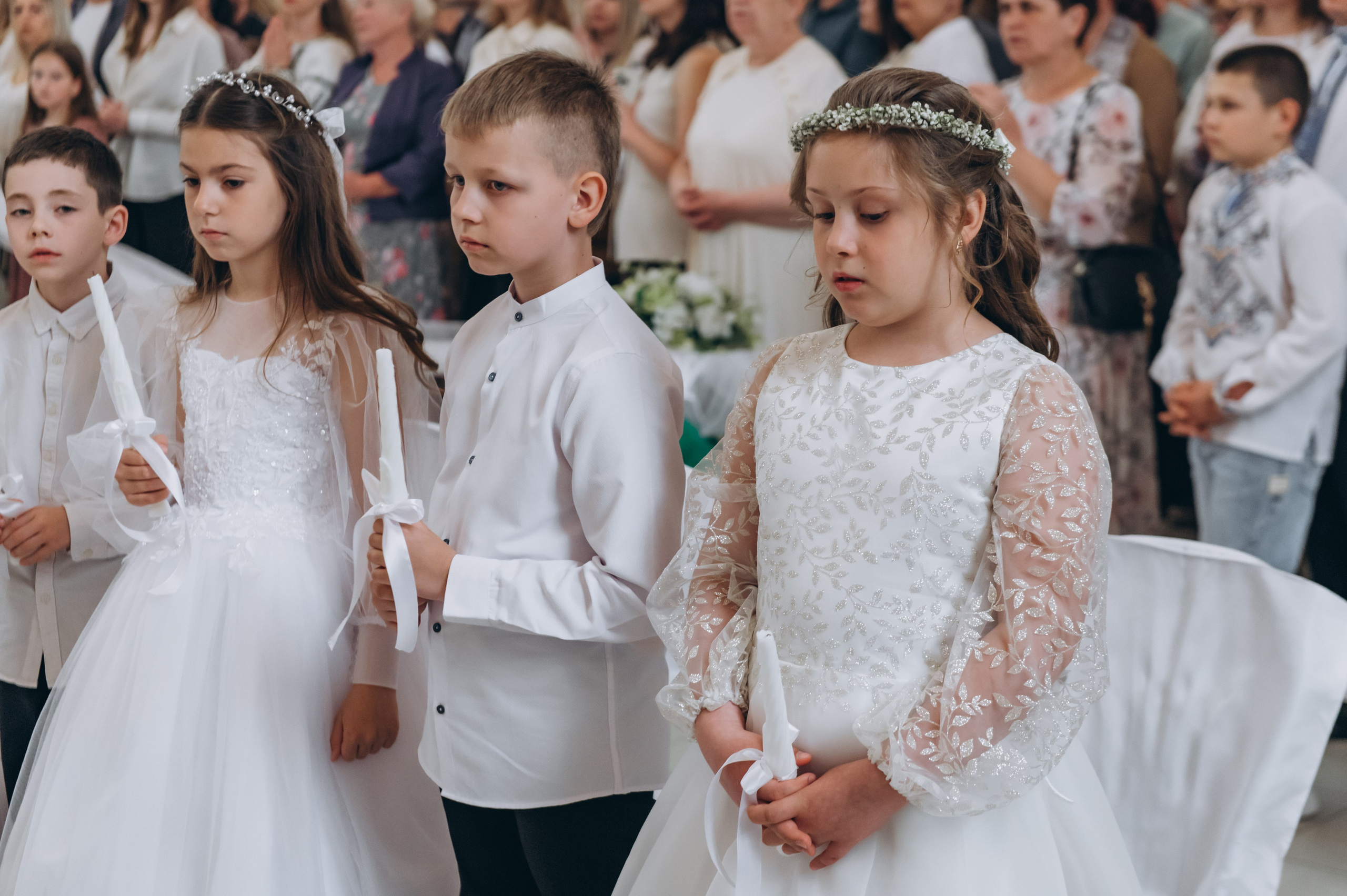 Фотосесія Причастя Тернопіль, зйомка Причастя, фотограф на Причастя Тернопіль, Причастя Львів, церква Петра і Павла. Сімейний, дитячий та індивідуальний фотограф в м. Тернопіль, м. Львів