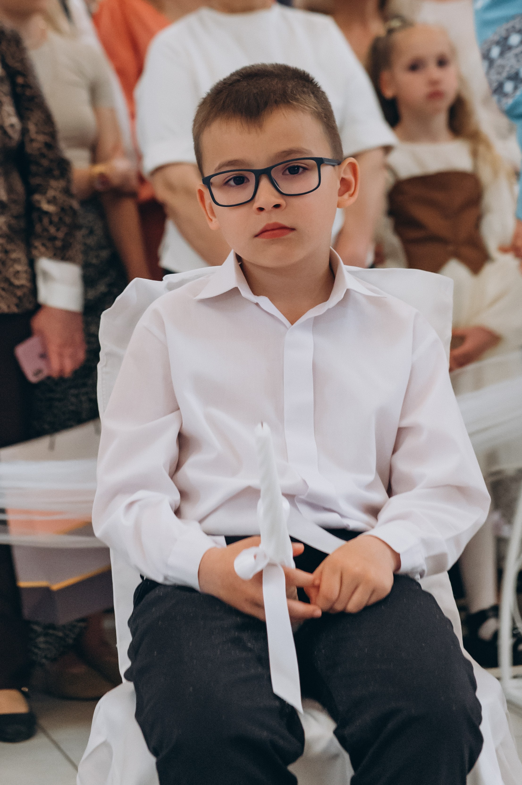 Фотосесія Причастя Тернопіль, зйомка Причастя, фотограф на Причастя Тернопіль, Причастя Львів, церква Петра і Павла. Сімейний, дитячий та індивідуальний фотограф в м. Тернопіль, м. Львів