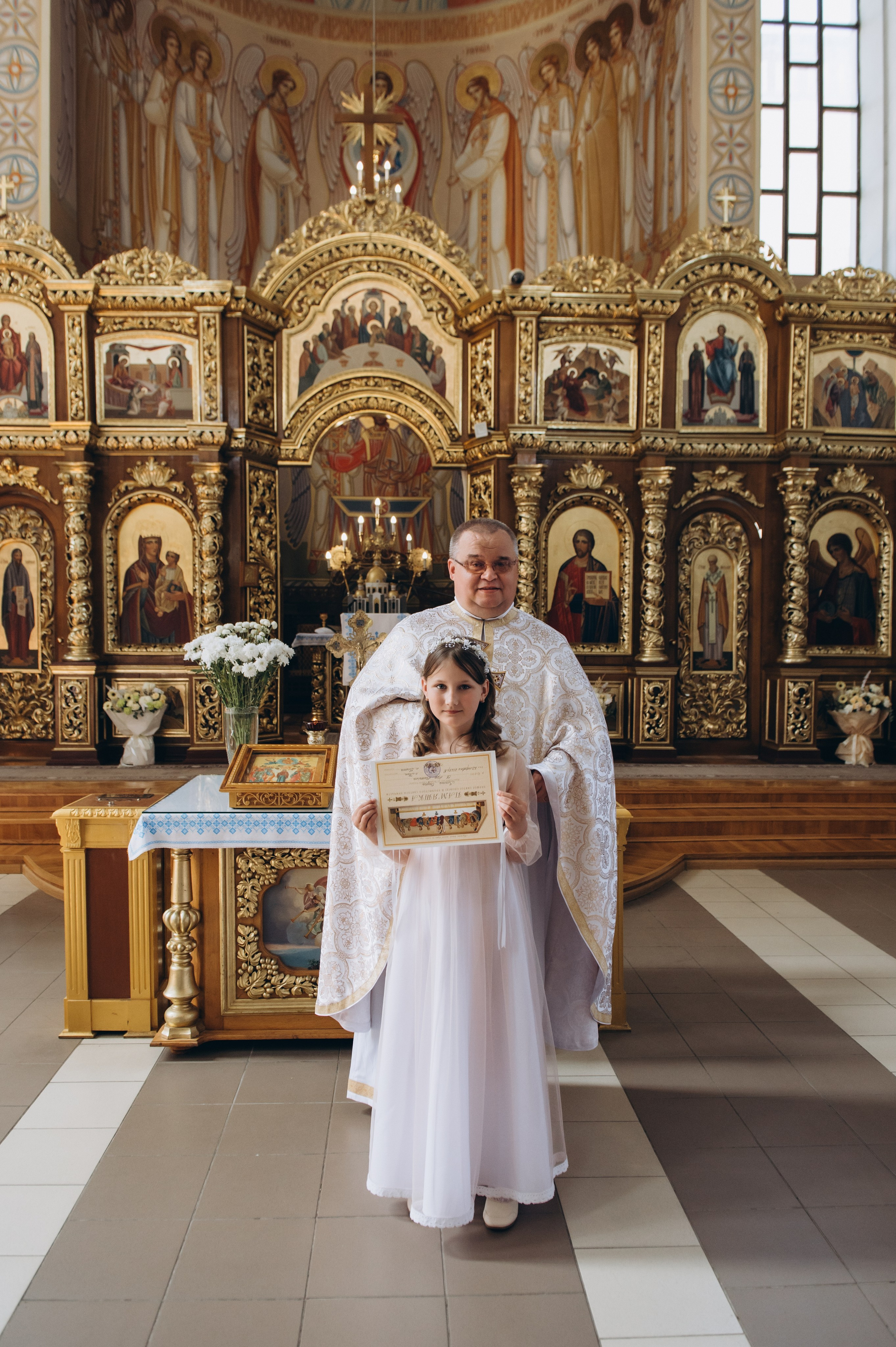 Фотосесія Причастя Тернопіль церква Св Михаїла, фотограф на Причастя Тернопіль, фотосесія Літургії Причастя Тернопіль. Сімейний, дитячий та індивідуальний фотограф в м. Тернопіль, м. Львів