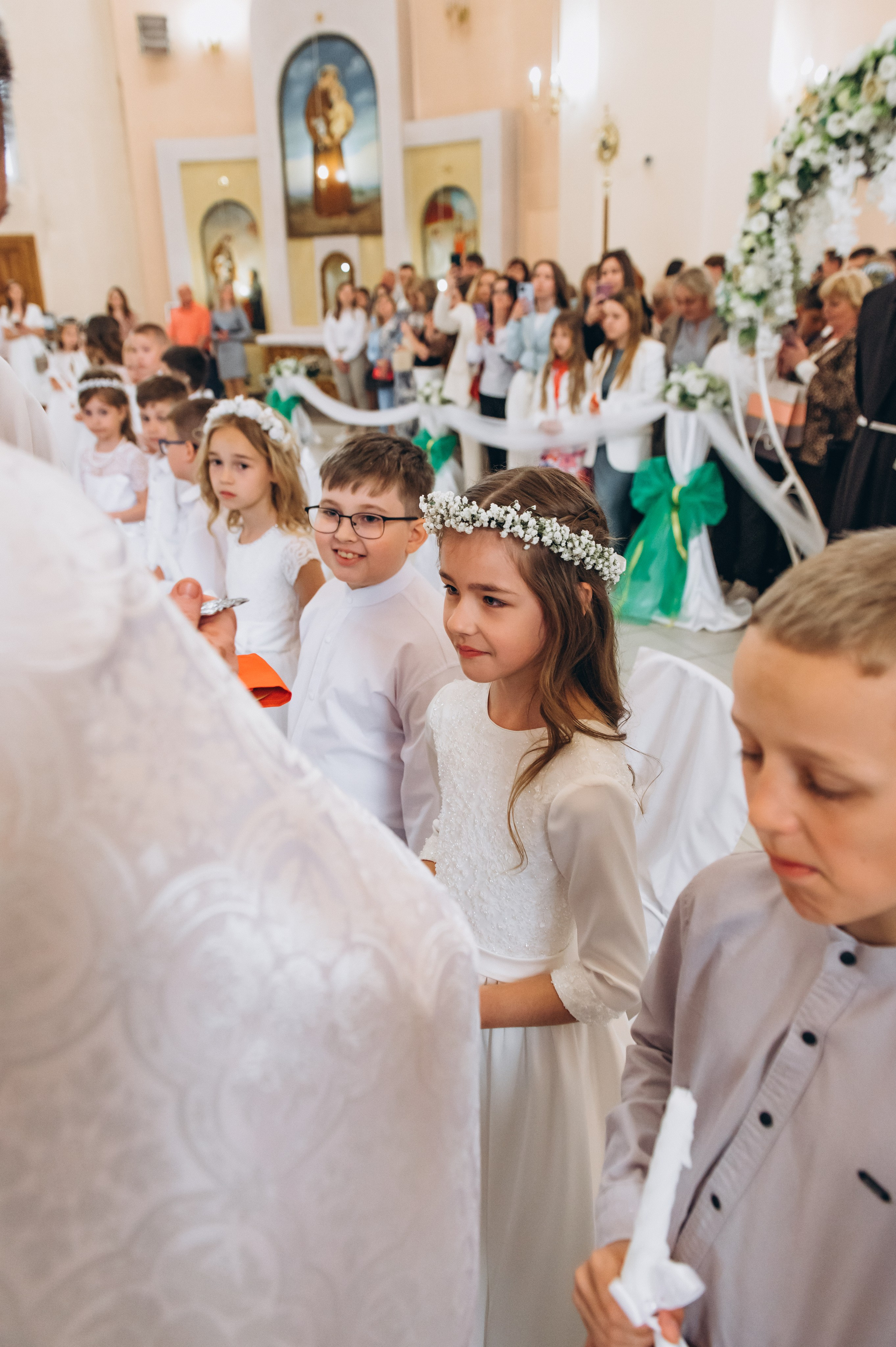 Фотосесія Причастя Тернопіль, зйомка Причастя, фотограф на Причастя Тернопіль, Причастя Львів, церква Петра і Павла. Сімейний, дитячий та індивідуальний фотограф в м. Тернопіль, м. Львів