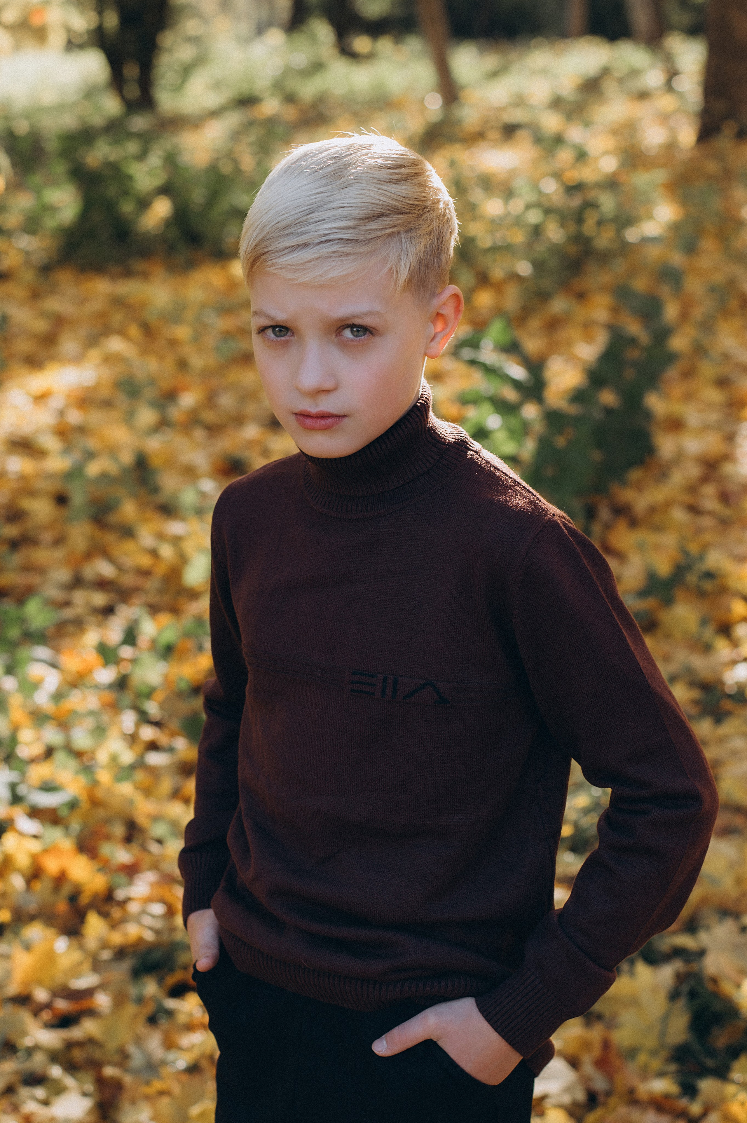 Осіння фотосесія 4 класу на віньєтки, випускні фотоальбоми Тернопіль, фотосесія випускників Тернопіль, шкільний випускний альбом Тернопіль. Сімейний, дитячий та індивідуальний фотограф в м. Тернопіль, м. Львів