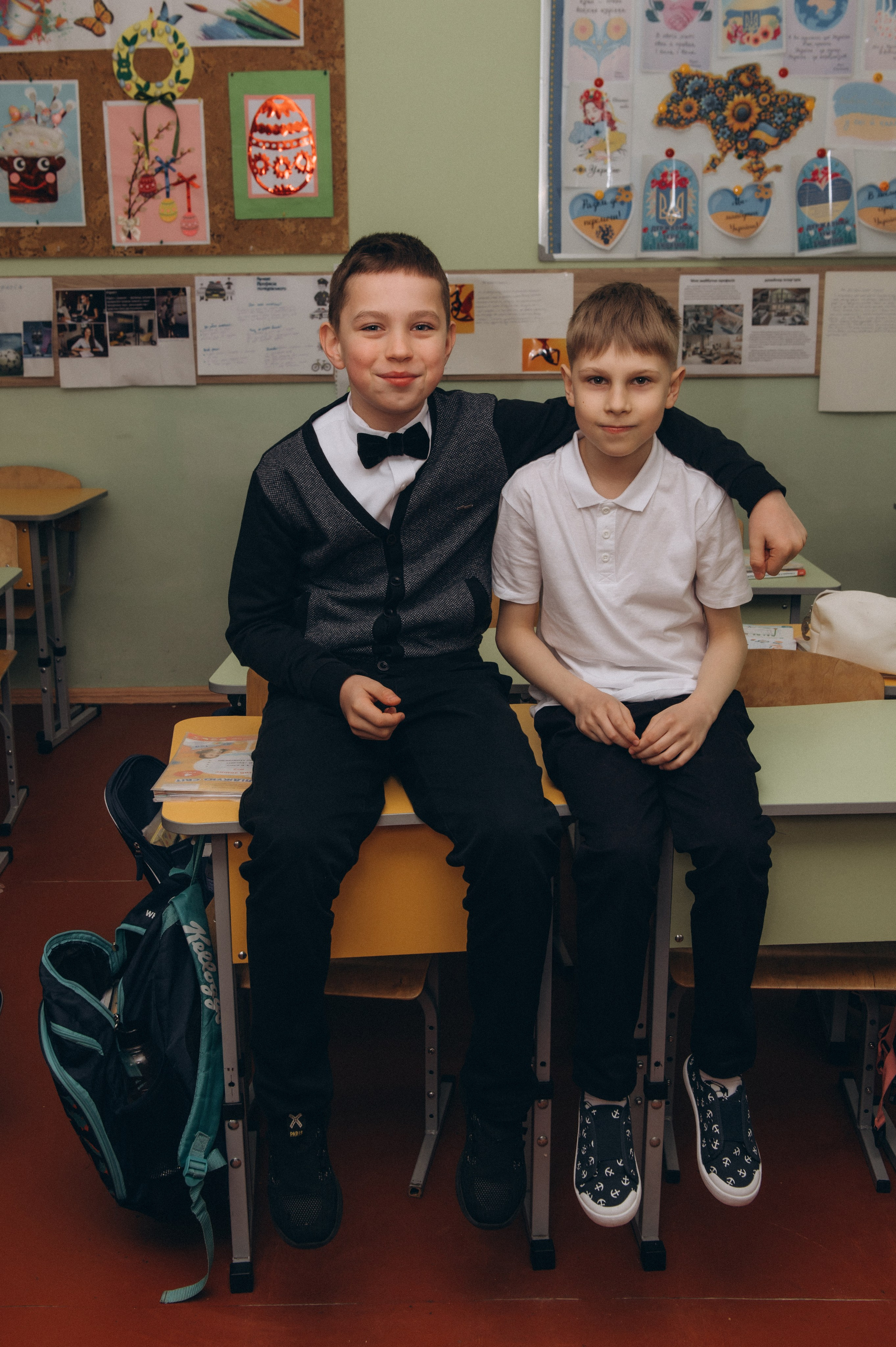 Шкільна фотосесія на віньєтки Тернопіль, фотосесія випускників Тернопіль, зйомка на віньєтки, шкільні фотоальбоми Тернопіль. Сімейний, дитячий та індивідуальний фотограф в м. Тернопіль, м. Львів