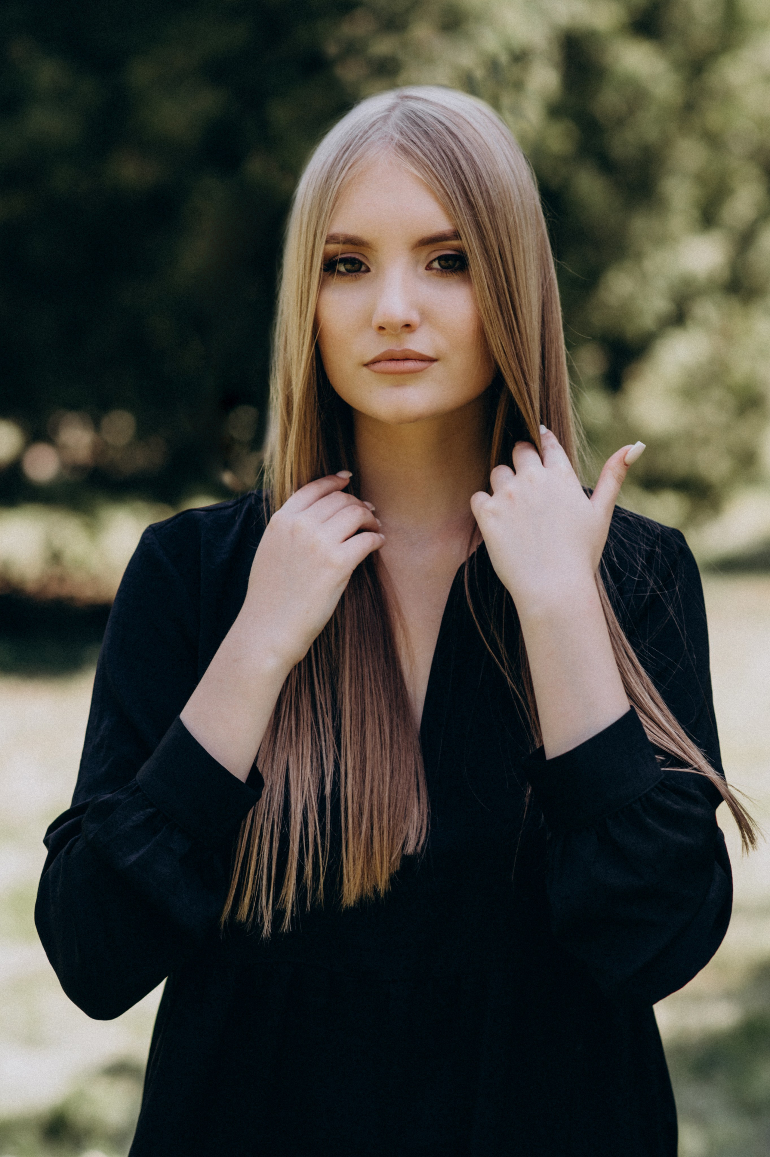 Фотосесія випускників, зйомка випускників Тернопіль Львів, випускні фотоальбоми Тернопіль, шкільні фотоальбоми Тернопіль. Сімейний, дитячий та індивідуальний фотограф в м. Тернопіль, м. Львів