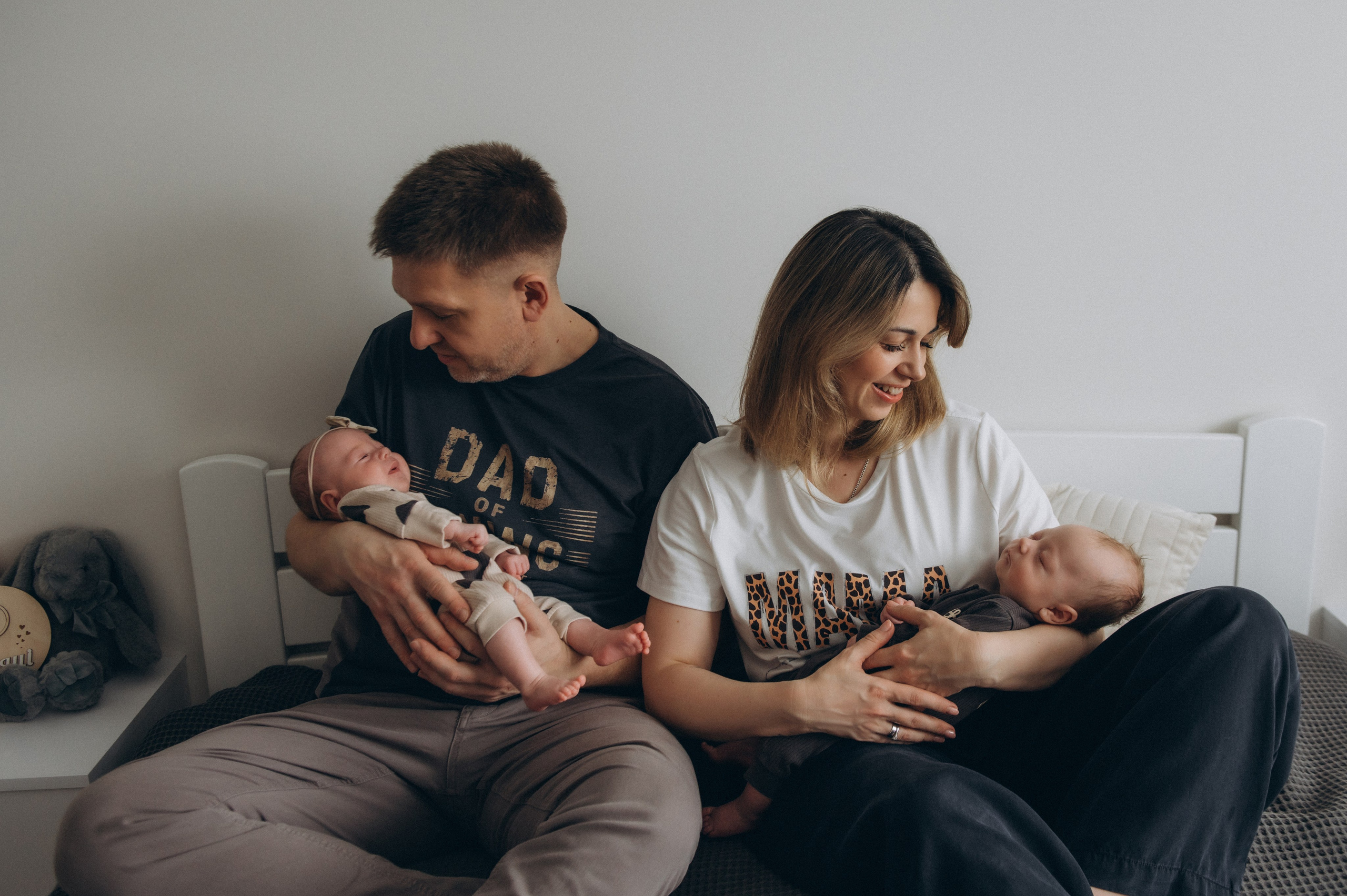 Сімейна фотосесія вдома Тернопіль, сімейний фотограф Львів Тернопіль, сімейна фотосесія Тернопіль, фотосесія двійні, зйомка близнюків. Сімейний, дитячий та індивідуальний фотограф в м. Тернопіль, м. Львів