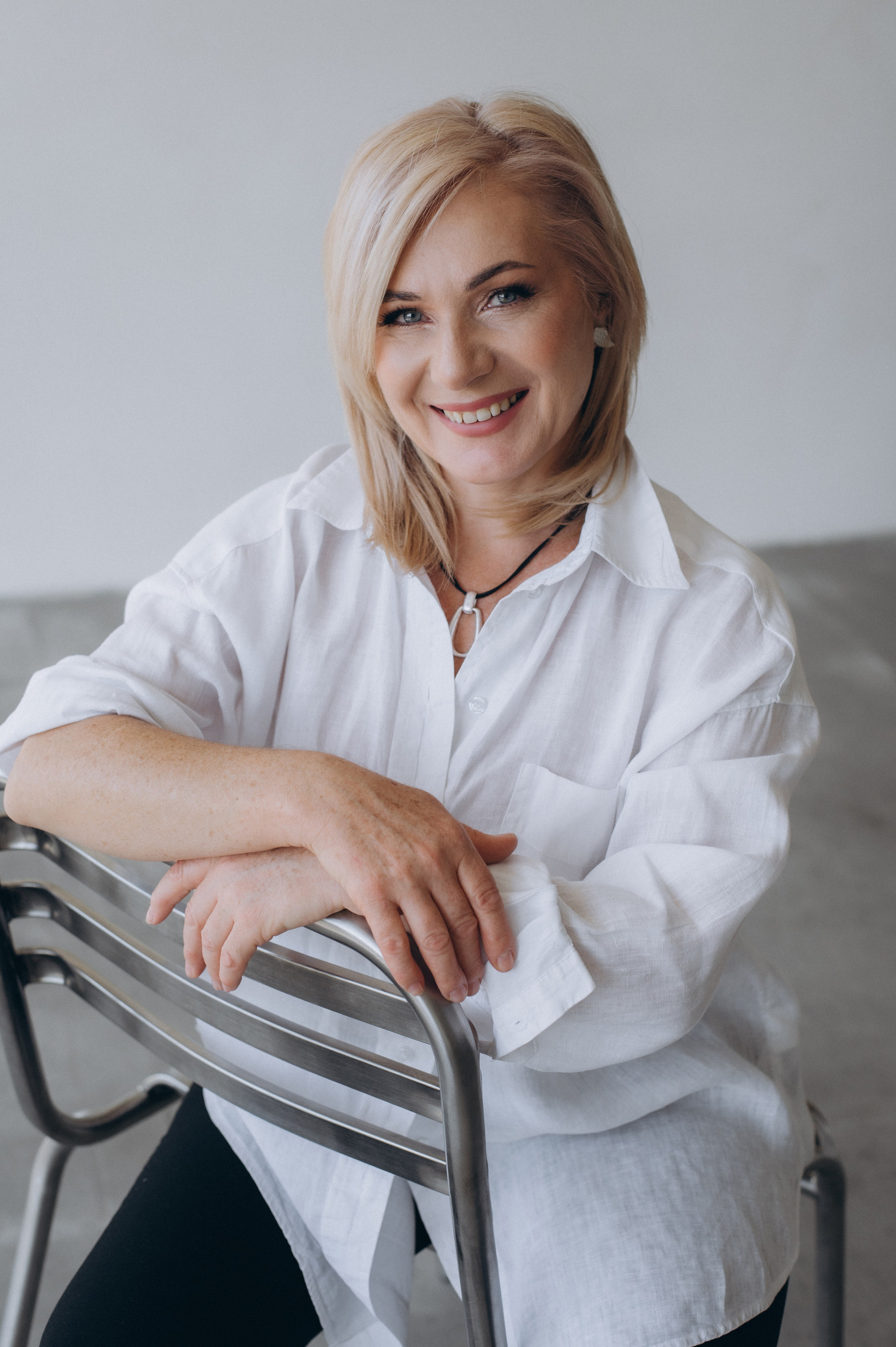 Індивідуальна фотосесія у студії Тернопіль, портретна зйомка Тернопіль, портретний фотограф Львів Тернопіль. Сімейний, дитячий та індивідуальний фотограф в м. Тернопіль, м. Львів