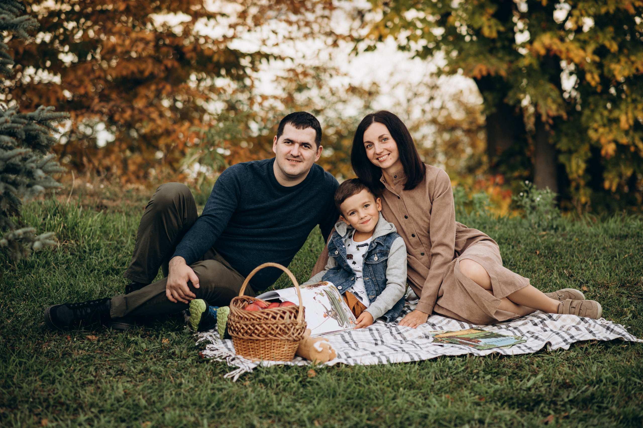 Сімейна фотосесія. Сімейний, дитячий та індивідуальний фотограф в м. Тернопіль, м. Львів