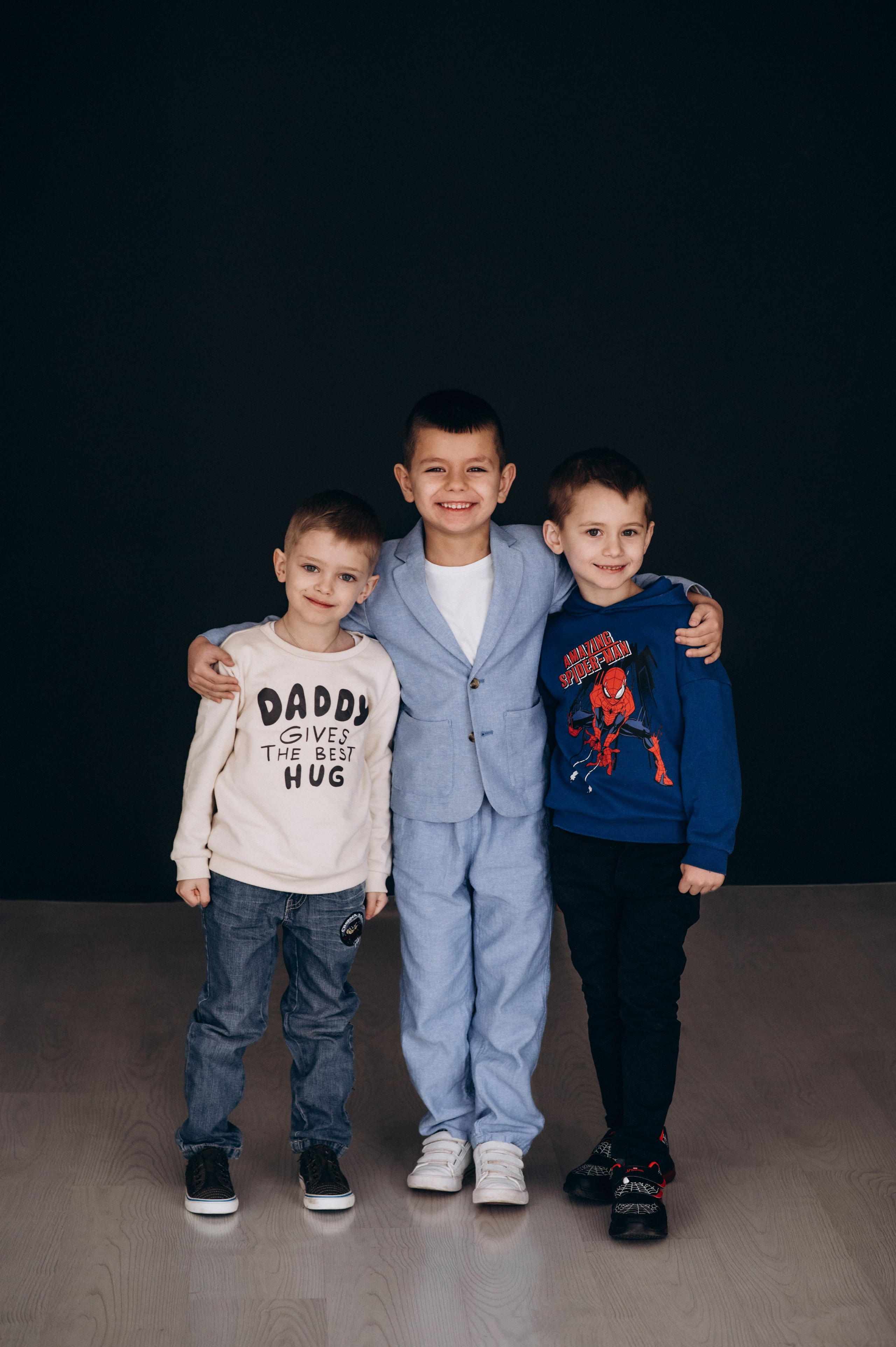 Фотосесія групи дитячого садочку, фотосесія на віньєтки, зйомка дітей в студії. Сімейний, дитячий та індивідуальний фотограф в м. Тернопіль, м. Львів