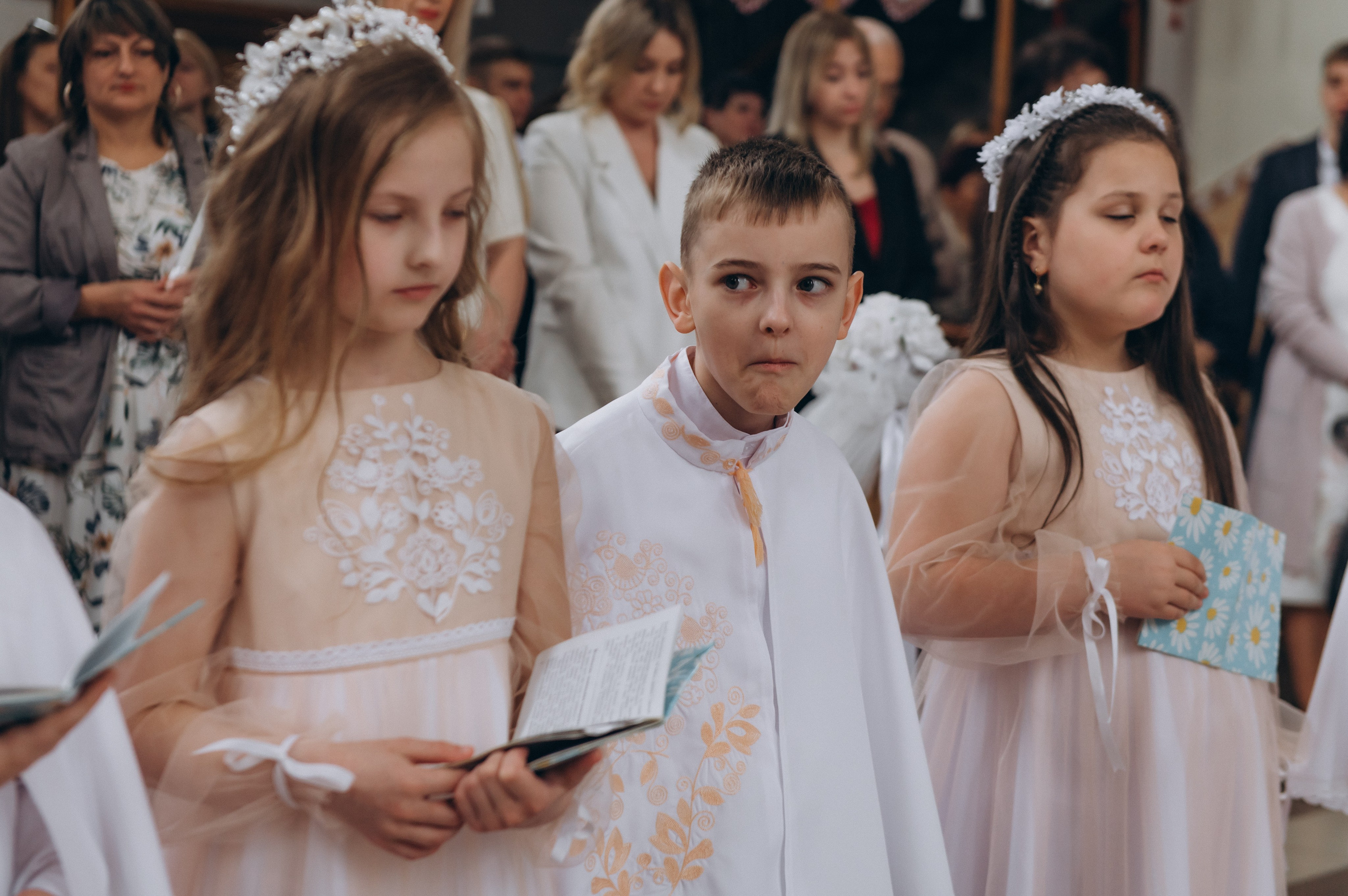 Фотосесія Причастя Тернопіль, зйомка Причастя, фотограф на Причастя Тернопіль, Причастя Львів, Причастя церква Михаїла Тернопіль. Сімейний, дитячий та індивідуальний фотограф в м. Тернопіль, м. Львів