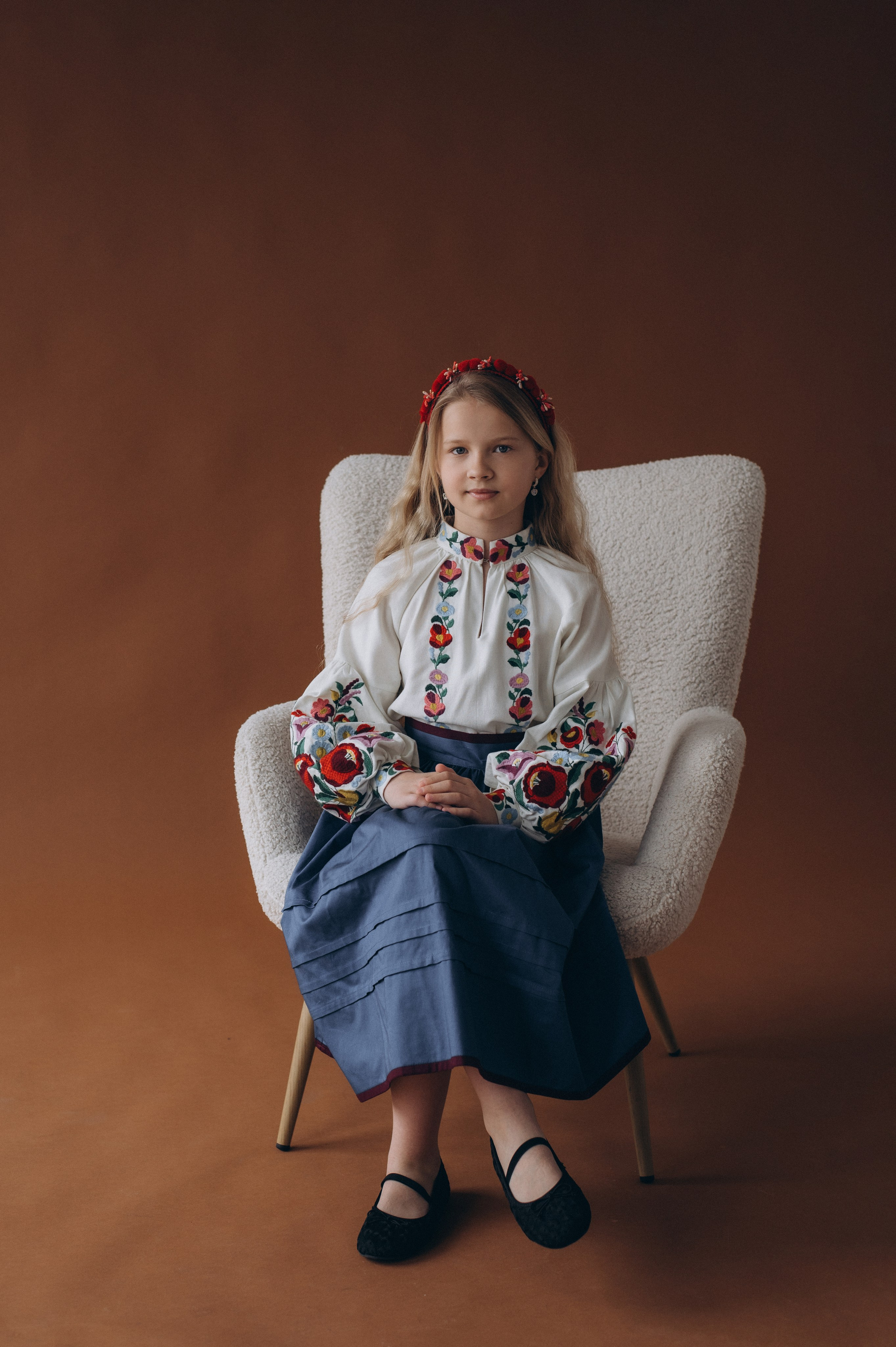 Шкільна фотосесія на віньєтки Тернопіль, фотосесія випускників Тернопіль, зйомка на віньєтки, шкільні фотоальбоми Тернопіль. Сімейний, дитячий та індивідуальний фотограф в м. Тернопіль, м. Львів