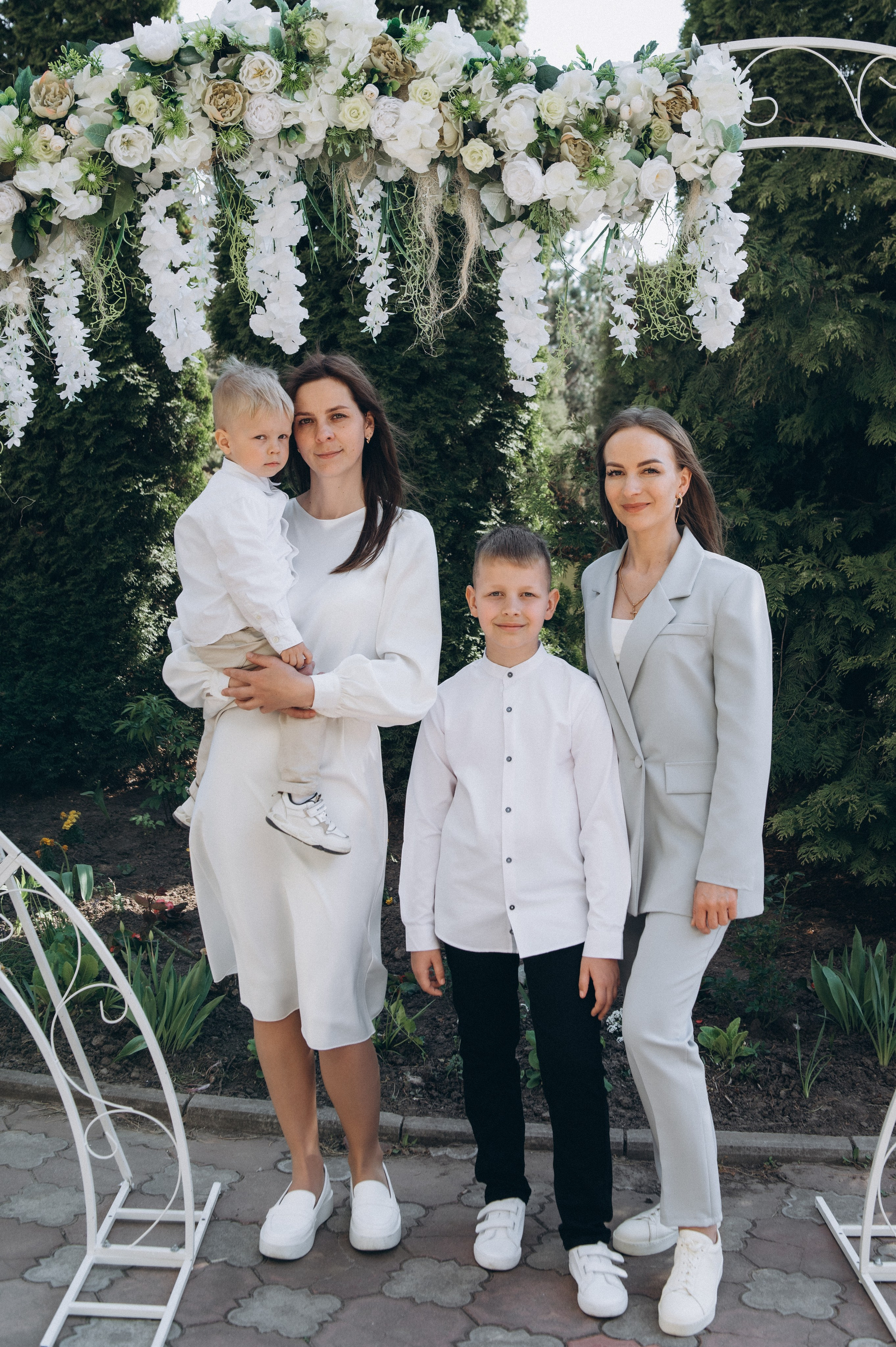 Фотосесія Причастя Тернопіль, зйомка Причастя, фотограф на Причастя Тернопіль, Причастя Львів, церква Петра і Павла. Сімейний, дитячий та індивідуальний фотограф в м. Тернопіль, м. Львів